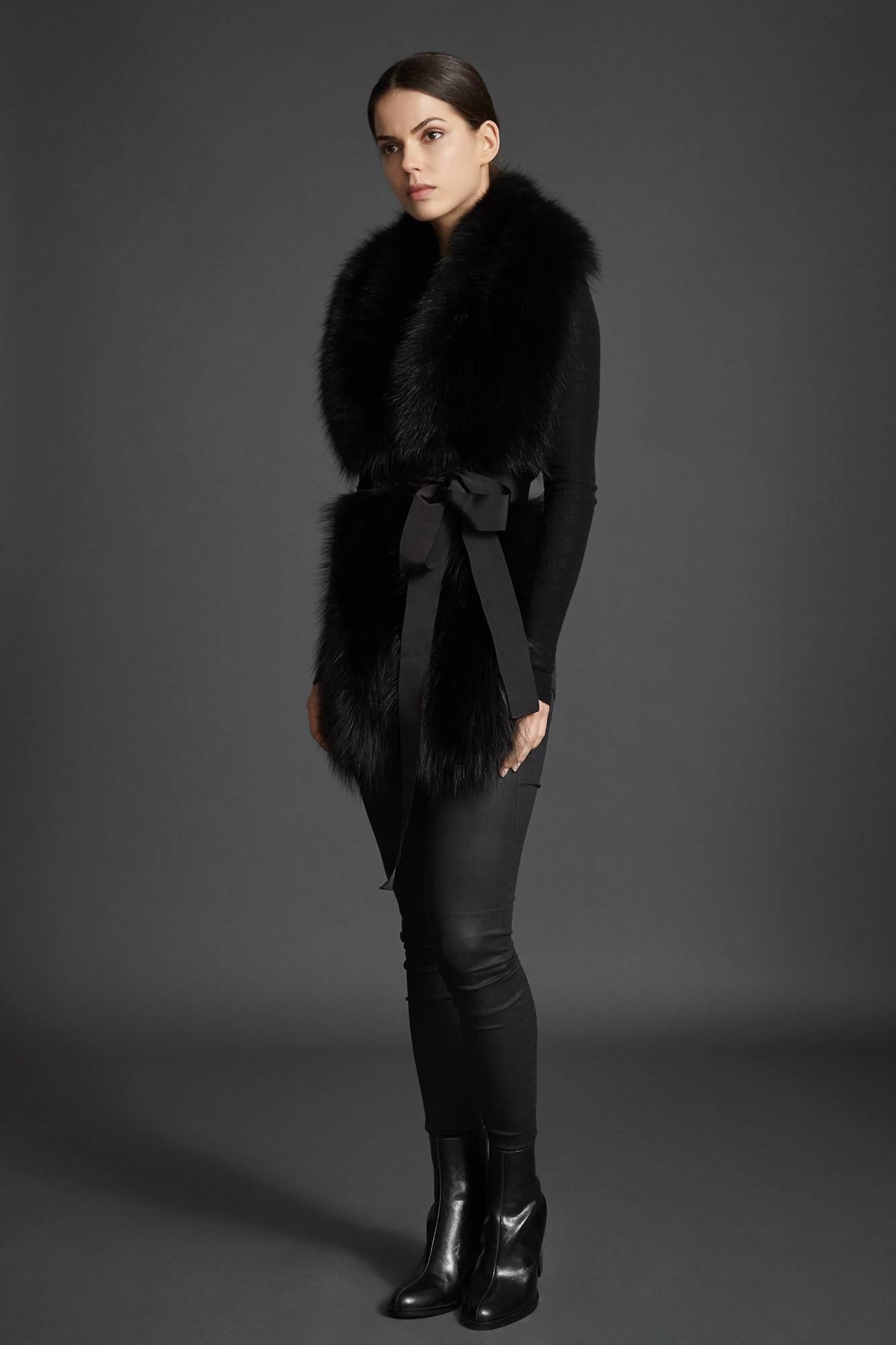 Verheyen London Legacy Black Fox Fur Stole Collar with Belt For Sale 3