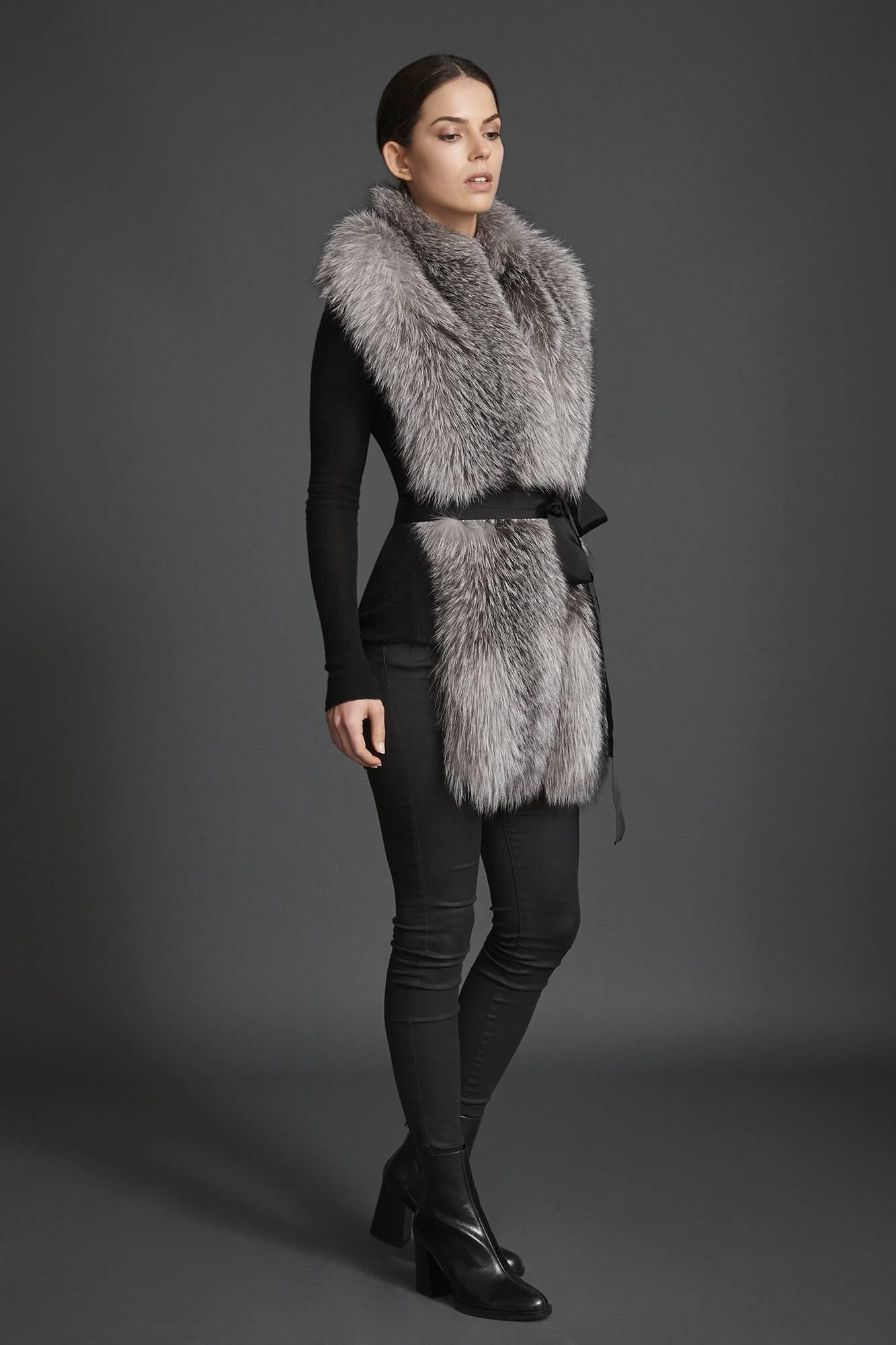 Verheyen London Legacy Stole Natural Blue Frost Fox Fur & Silk Lining -Brand New für Damen oder Herren