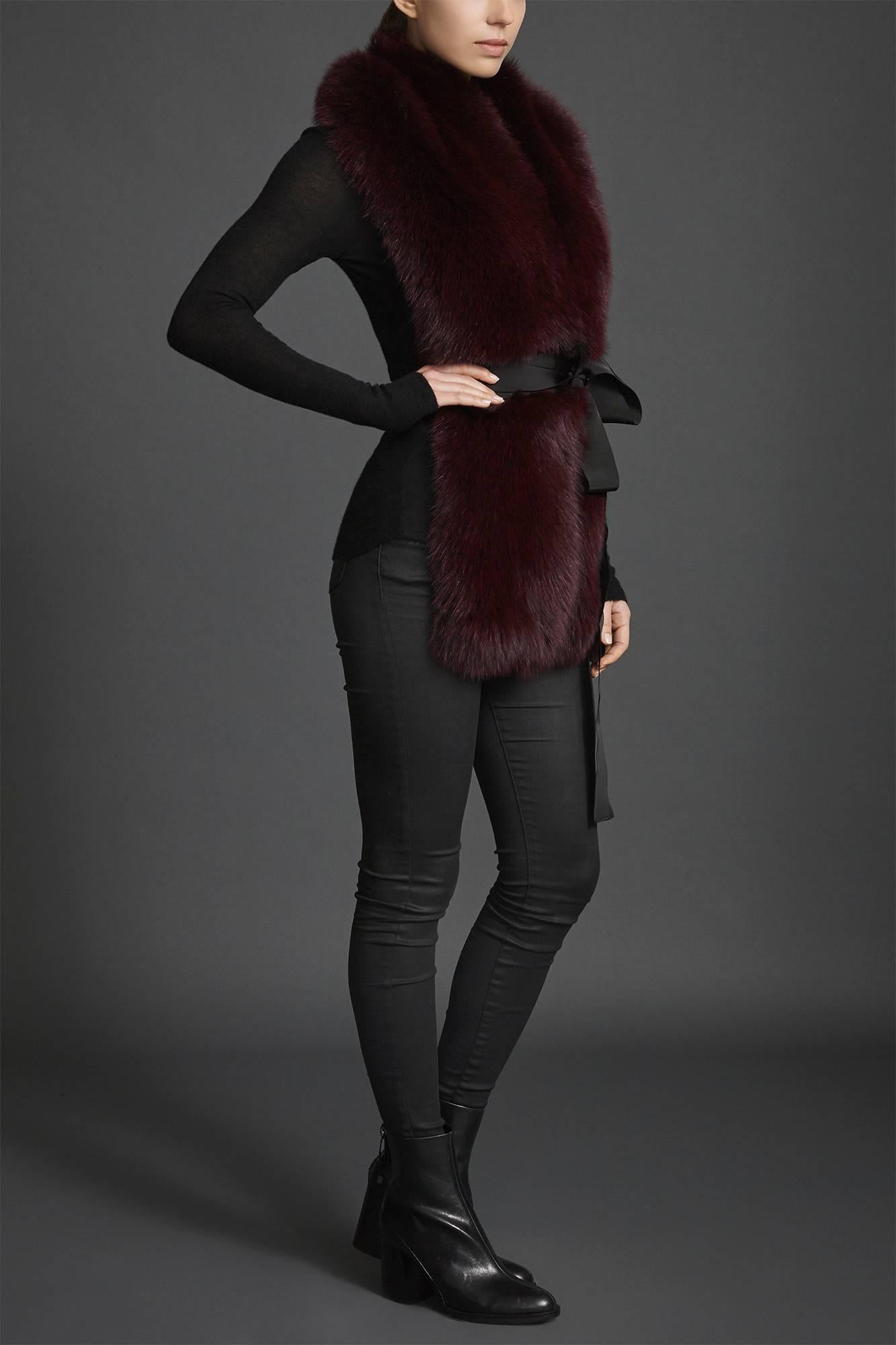 Verheyen London Legacy Stole Scarf in Garnet Burgundy Fox Fur with Belt For Sale 1