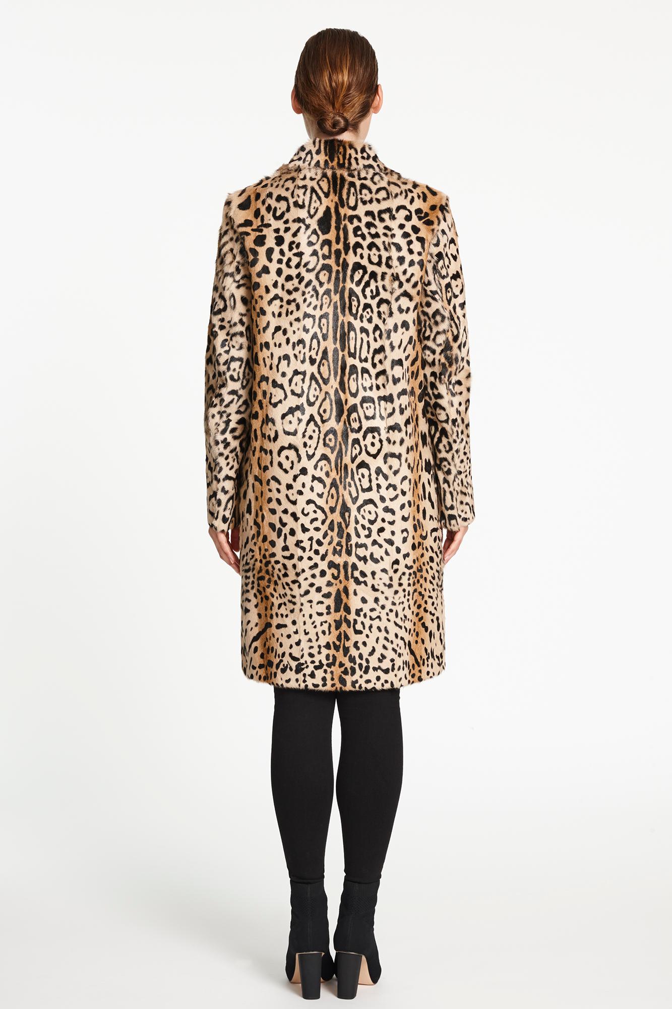 Verheyen London Abrigo con estampado de leopardo en pelo de cabra rojo rubí UK 12  - Nuevo en venta 5