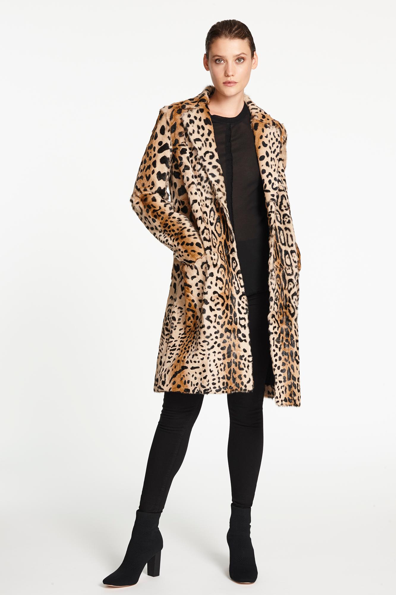 Verheyen London Abrigo con estampado de leopardo en pelo de cabra rojo rubí UK 12 en venta 1