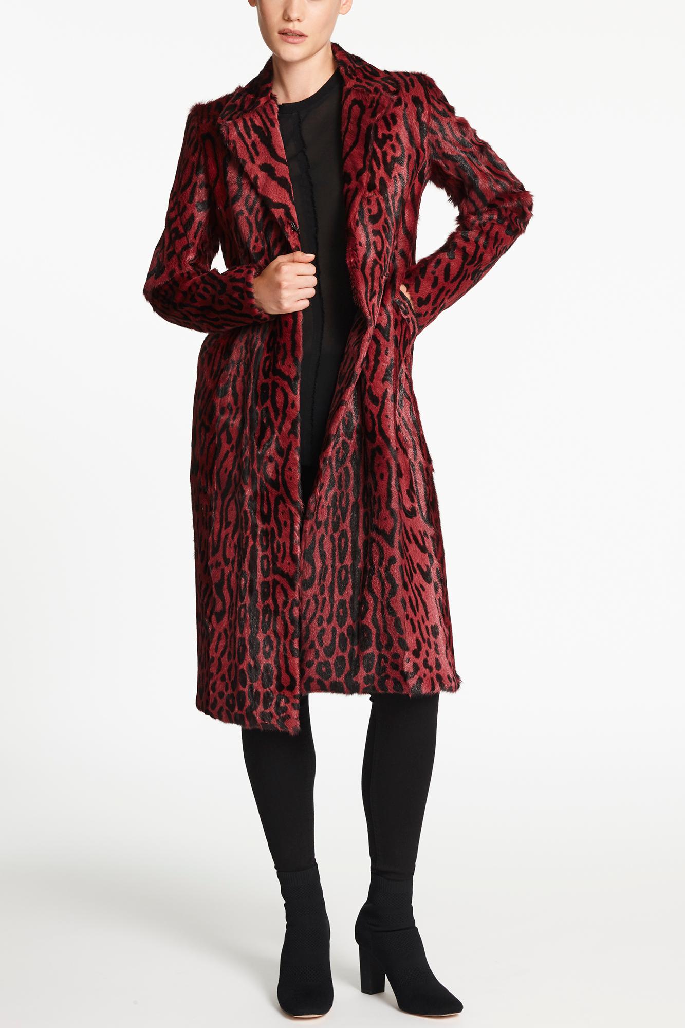 Marron Verheyen London Manteau long imprimé léopard en fourrure de chèvre rouge rubis en vente