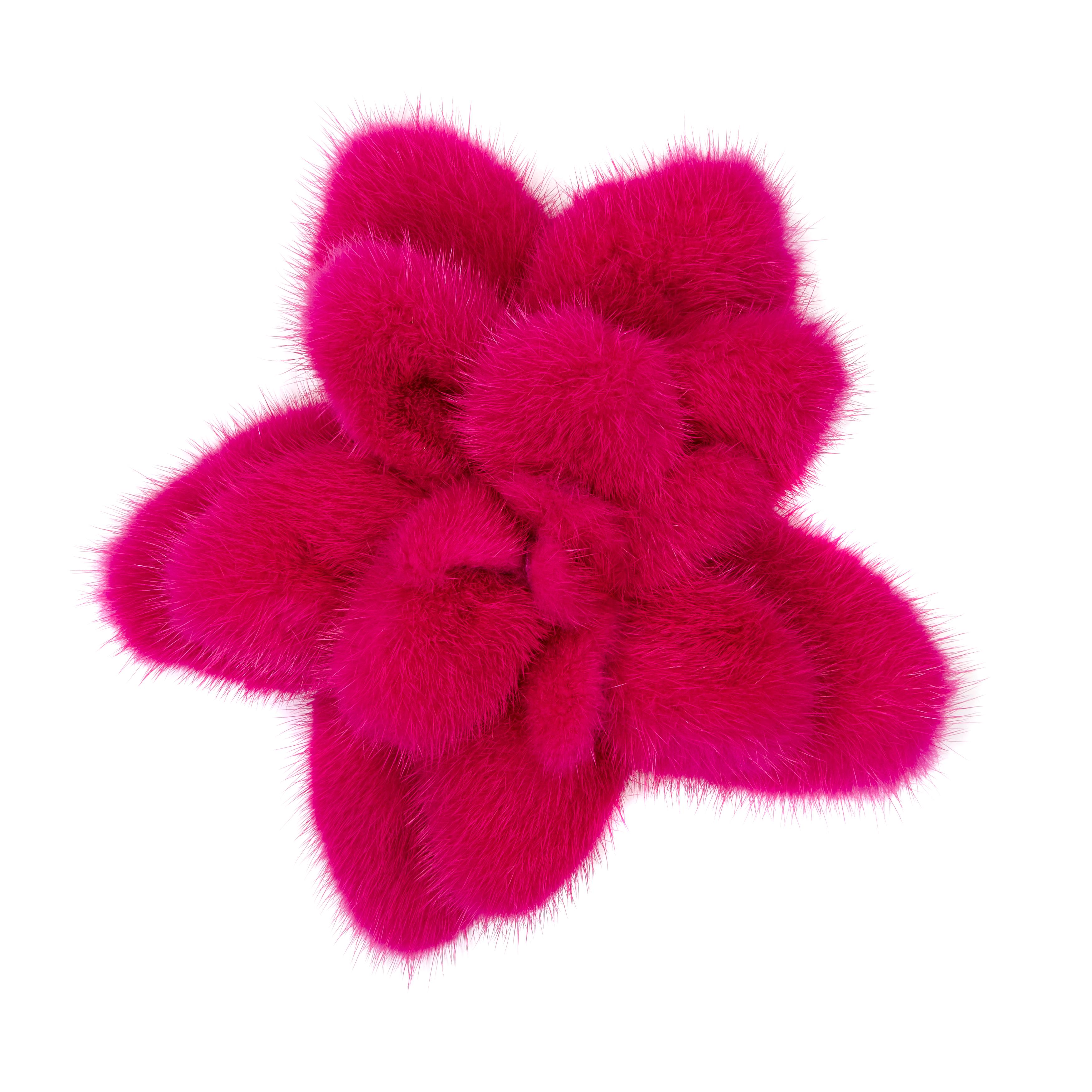 Verheyen London Broche Flor de Piel de Visón en Rosa Fucsia