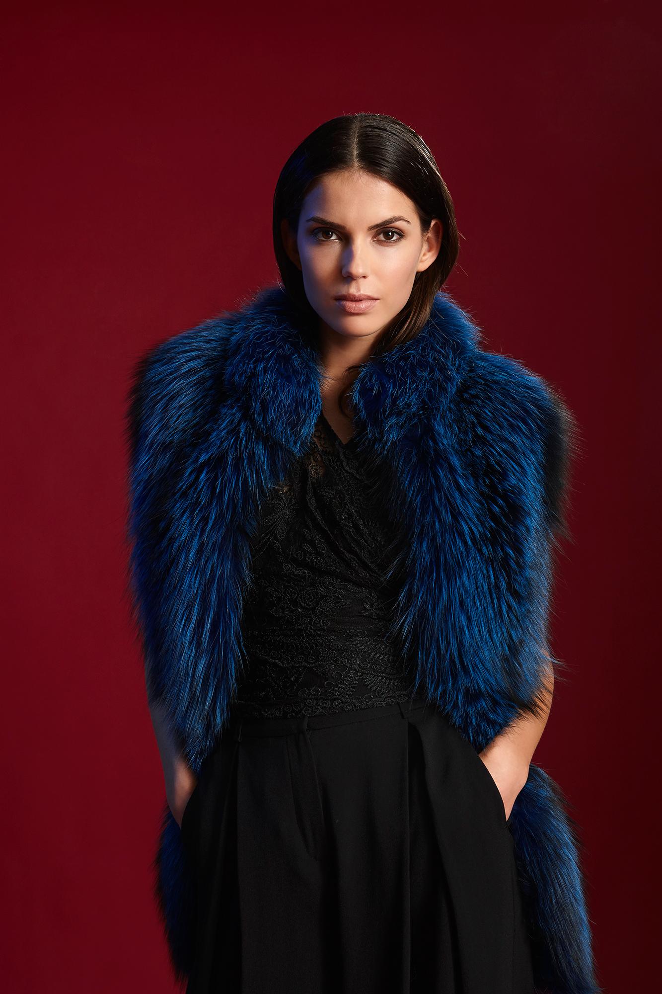 Women's or Men's Verheyen London Nehru Collar Stole  in Lapis Blue Fox Fur - Brand New 