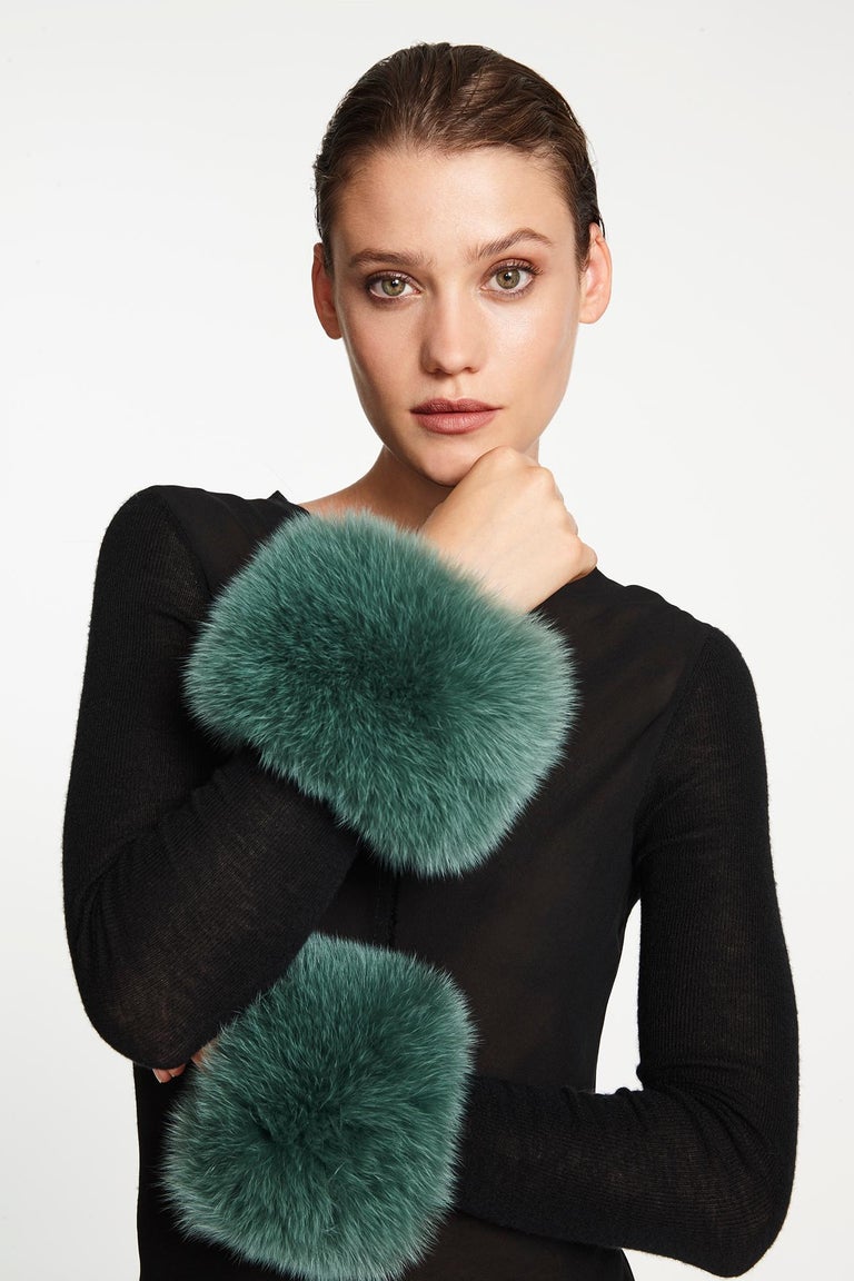 Verheyen London Pair of Large Snap on Jade Fox Fur Cuffs ...