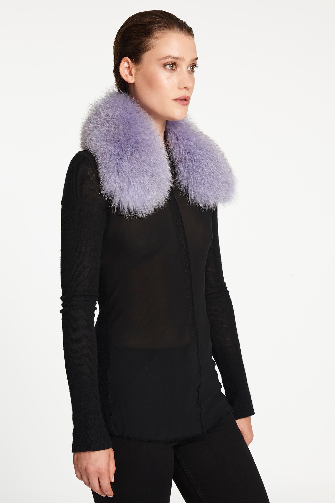Women's or Men's Verheyen London Peter Pan Collar in Lilac Fox Fur and lined in silk