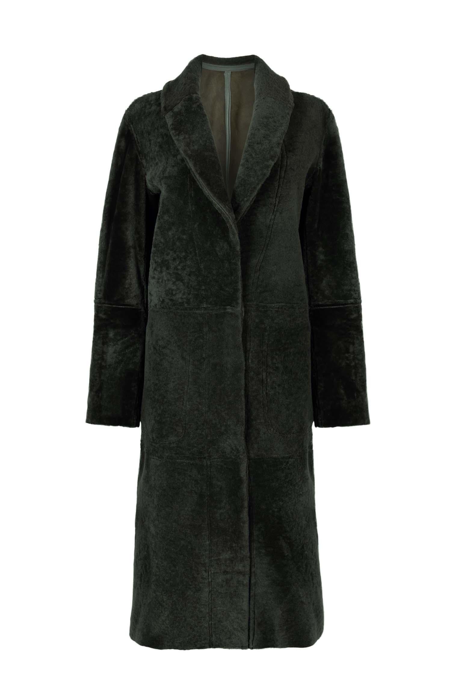 Cappotto in shearling di Verheyen London in color kaki  taglia uk 8-10

Un cappotto da abbinare a jeans o vestiti e che ti terrà al riparo dal freddo. 
Questo modello longilineo è lusinghiero e facile da indossare con maglioni e altro grazie al suo