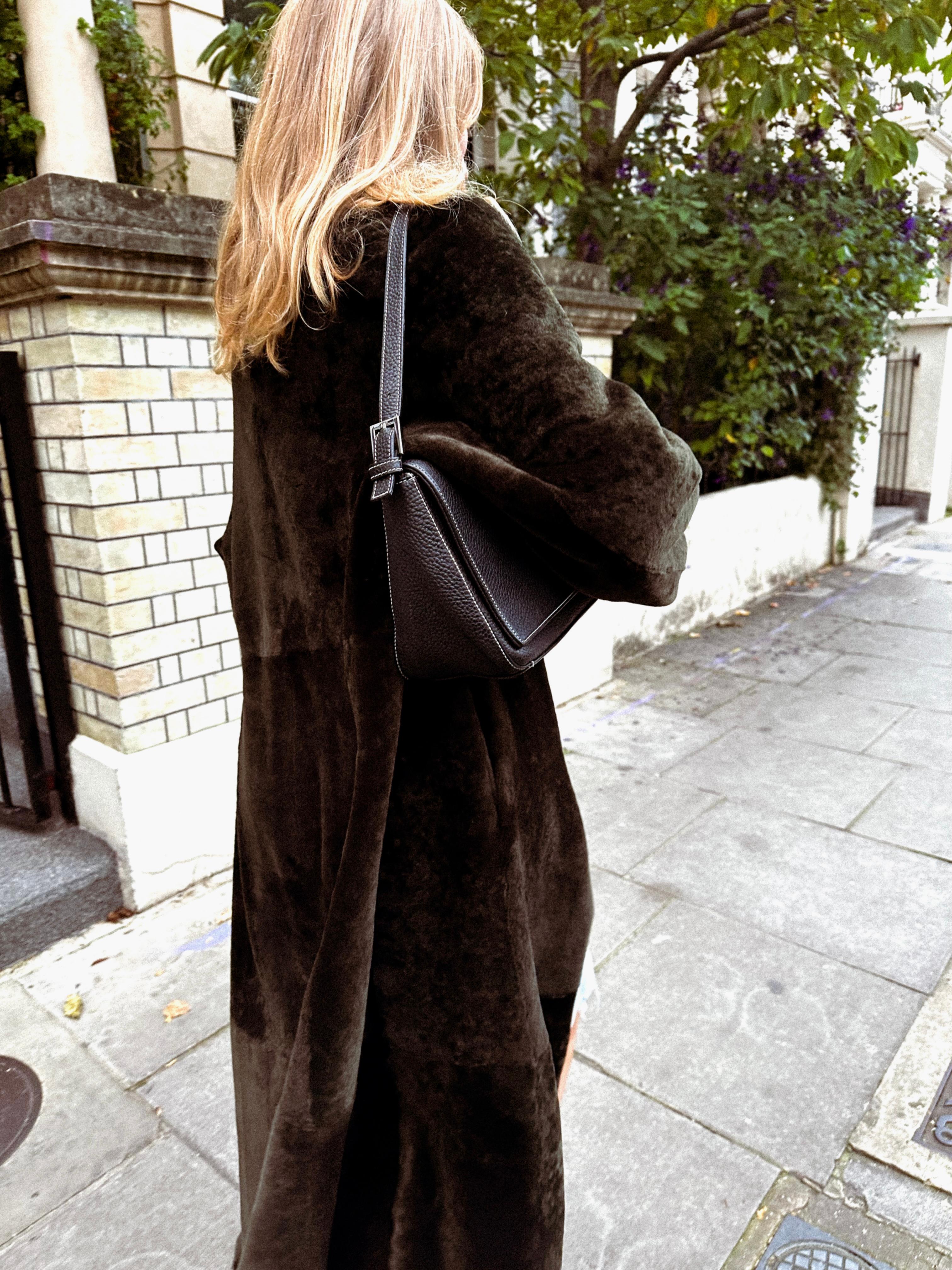 Beige Greene & Greeneene Coat réversible en shearling en kaki vert taille large uk 8-16 en vente