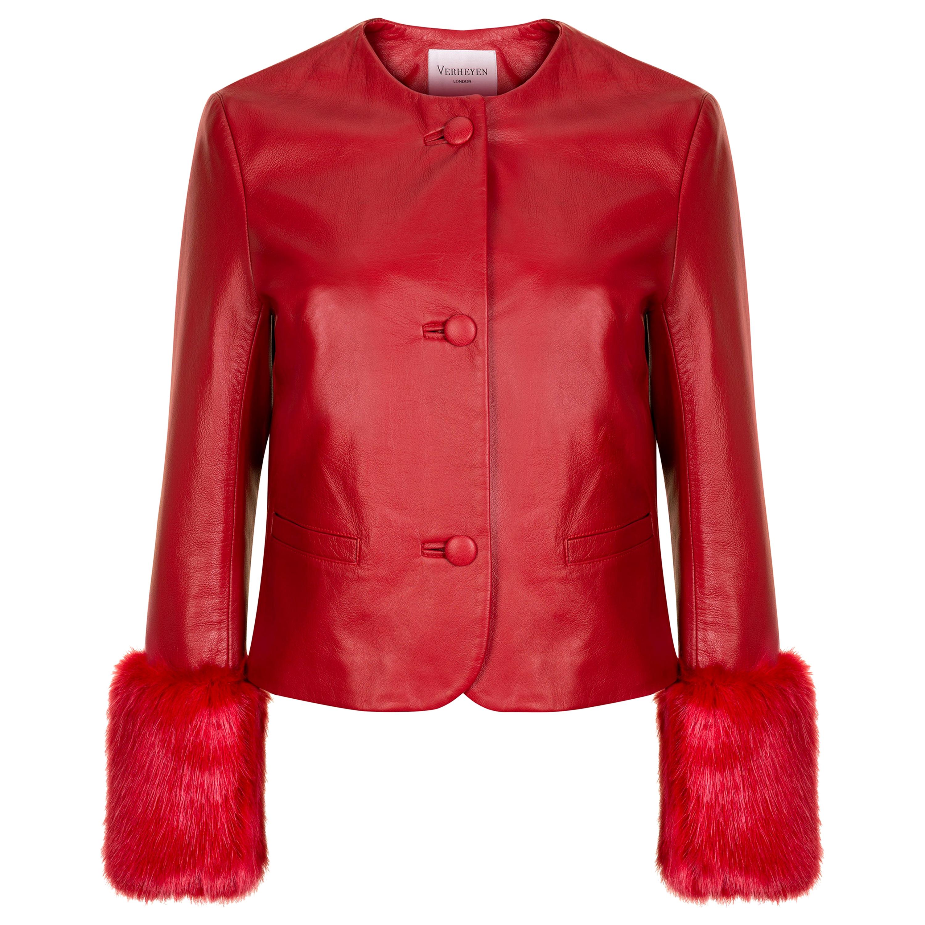 Veste courte Vita de Verheyen en cuir rouge avec fausse fourrure - Taille UK 10 en vente
