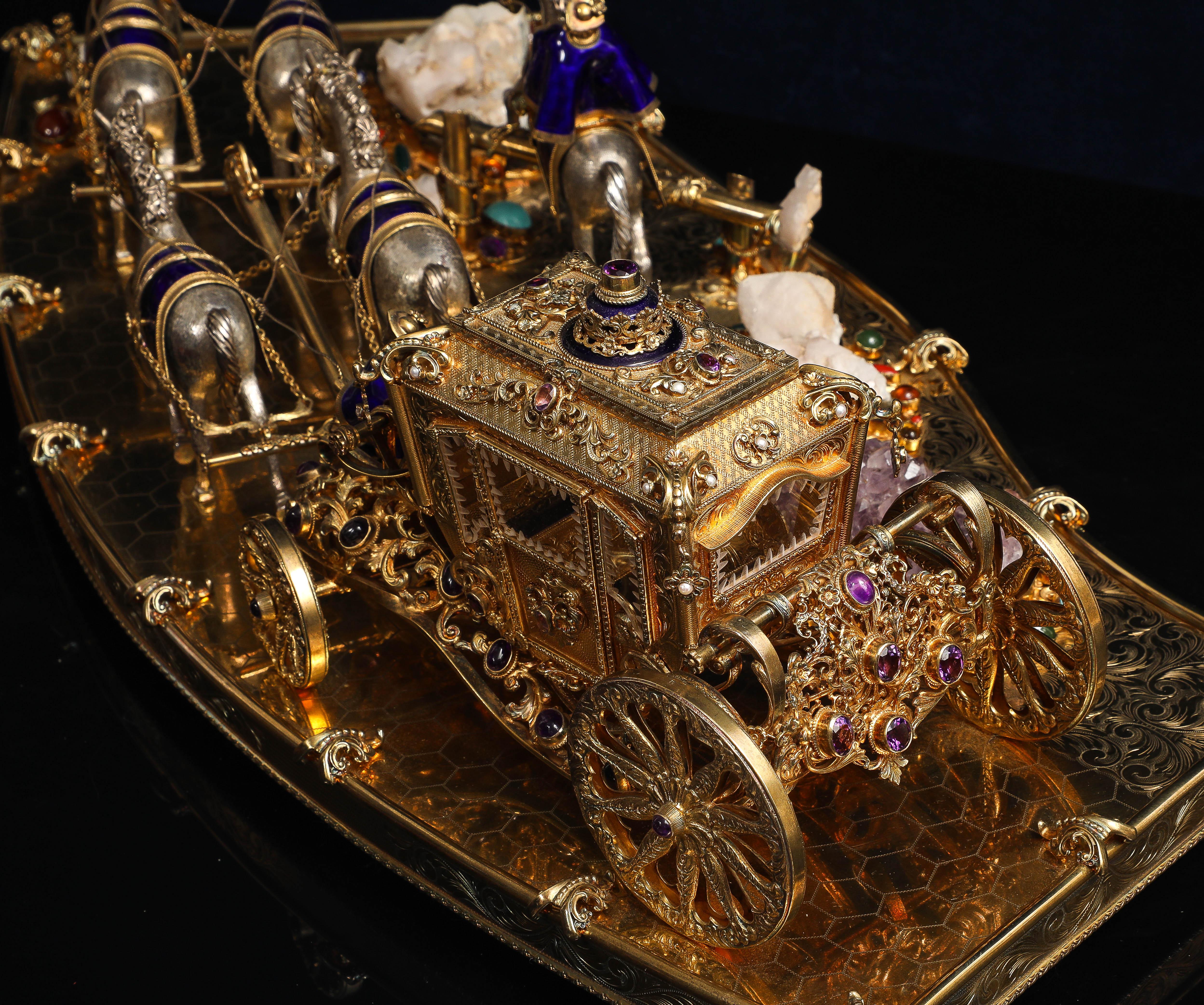 Carrozza in vermeil e pietre preziose con cavalli d'argento smaltati e cocchiere a cavallo in vendita 7