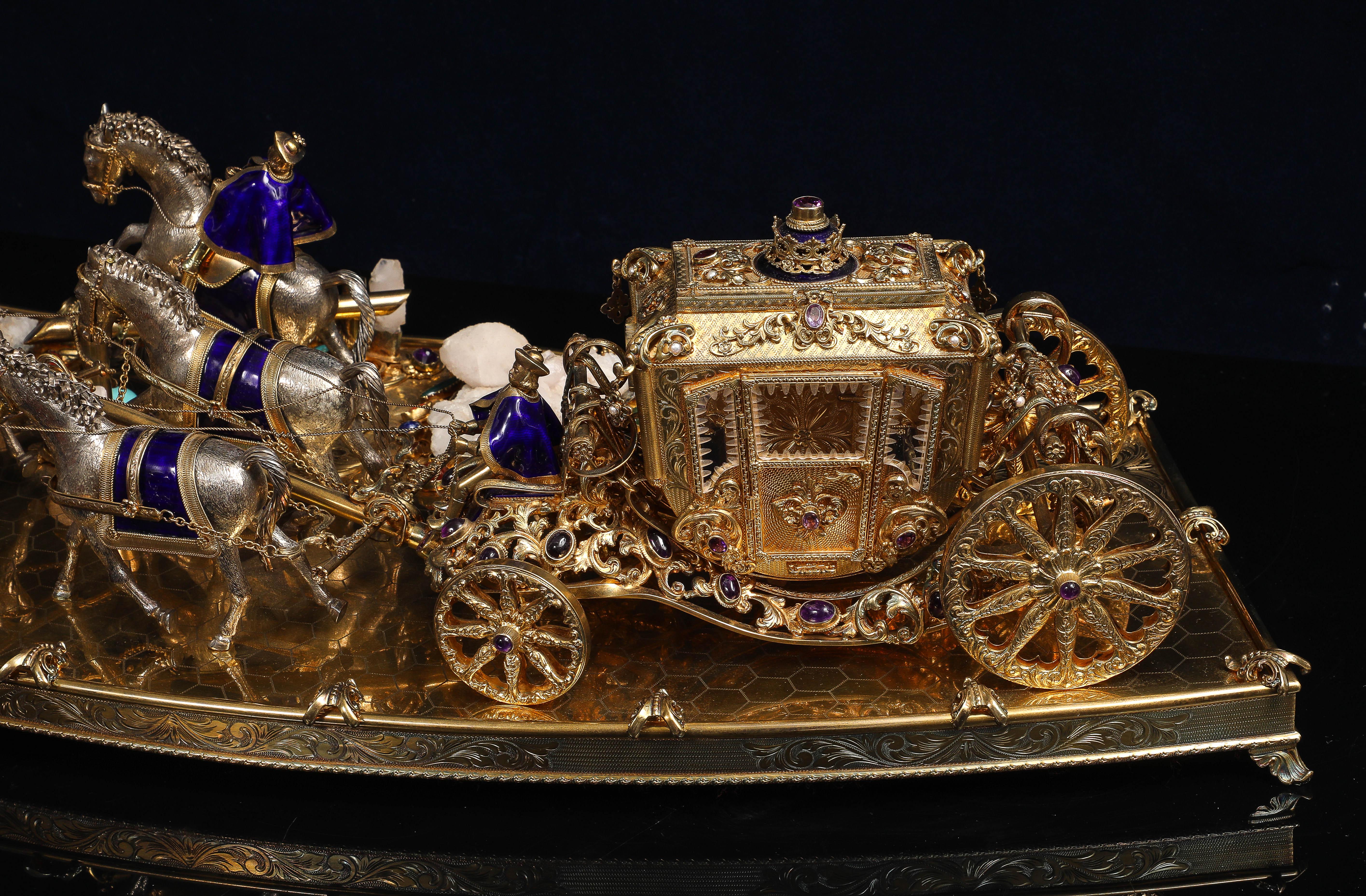 XIX secolo Carrozza in vermeil e pietre preziose con cavalli d'argento smaltati e cocchiere a cavallo in vendita
