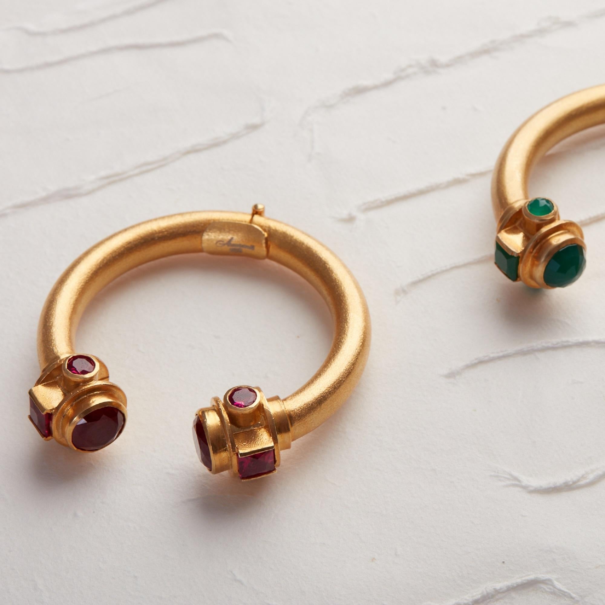 Vermeil Gold Cuff Bracelet with Green or Red Ruby Jade In New Condition In Beverly Hills, CA