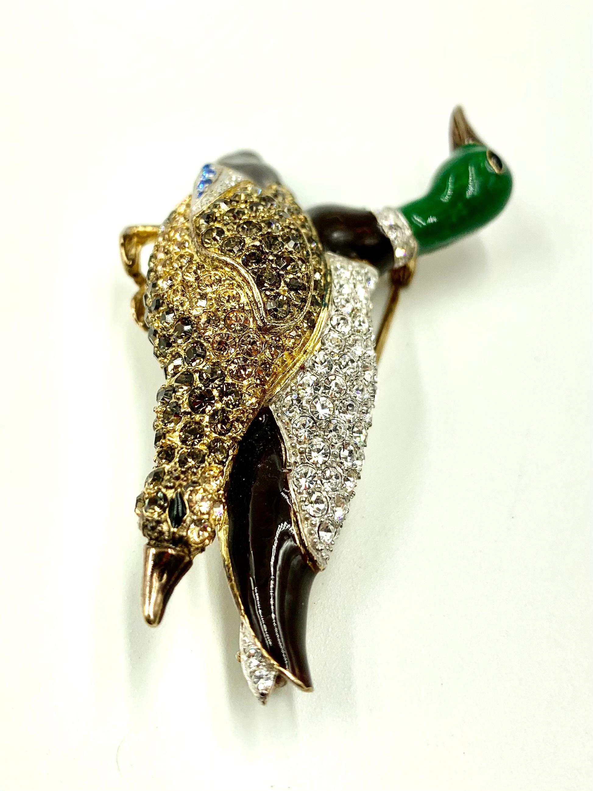 Vintage Brooks Borthers Vermeil Silver Polychrome Enamel, Crystal Ducks Brooch In Good Condition For Sale In New York, NY