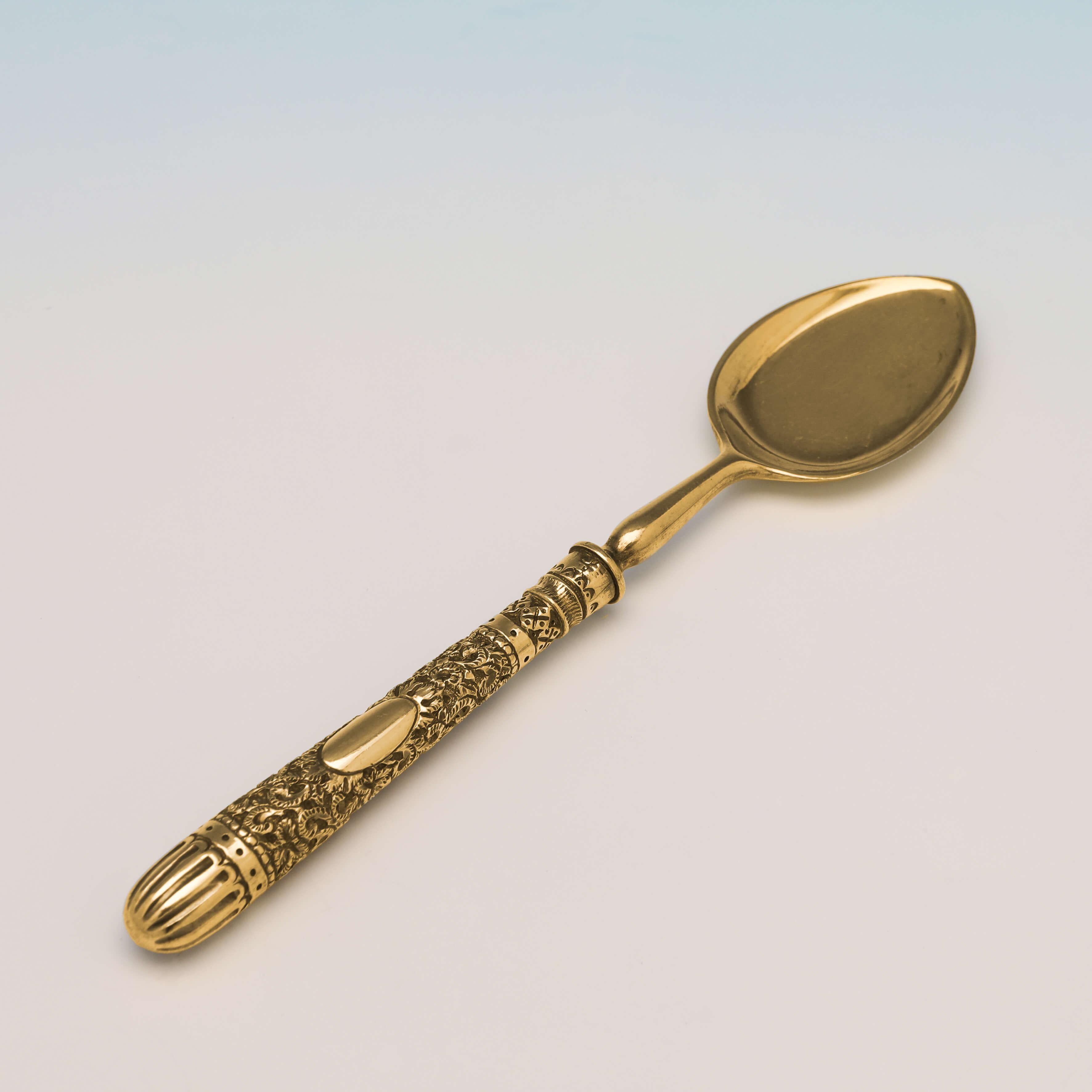 English Vermeil Victorian Sterling Silver Ice Cream Spoon Set, London, 1881