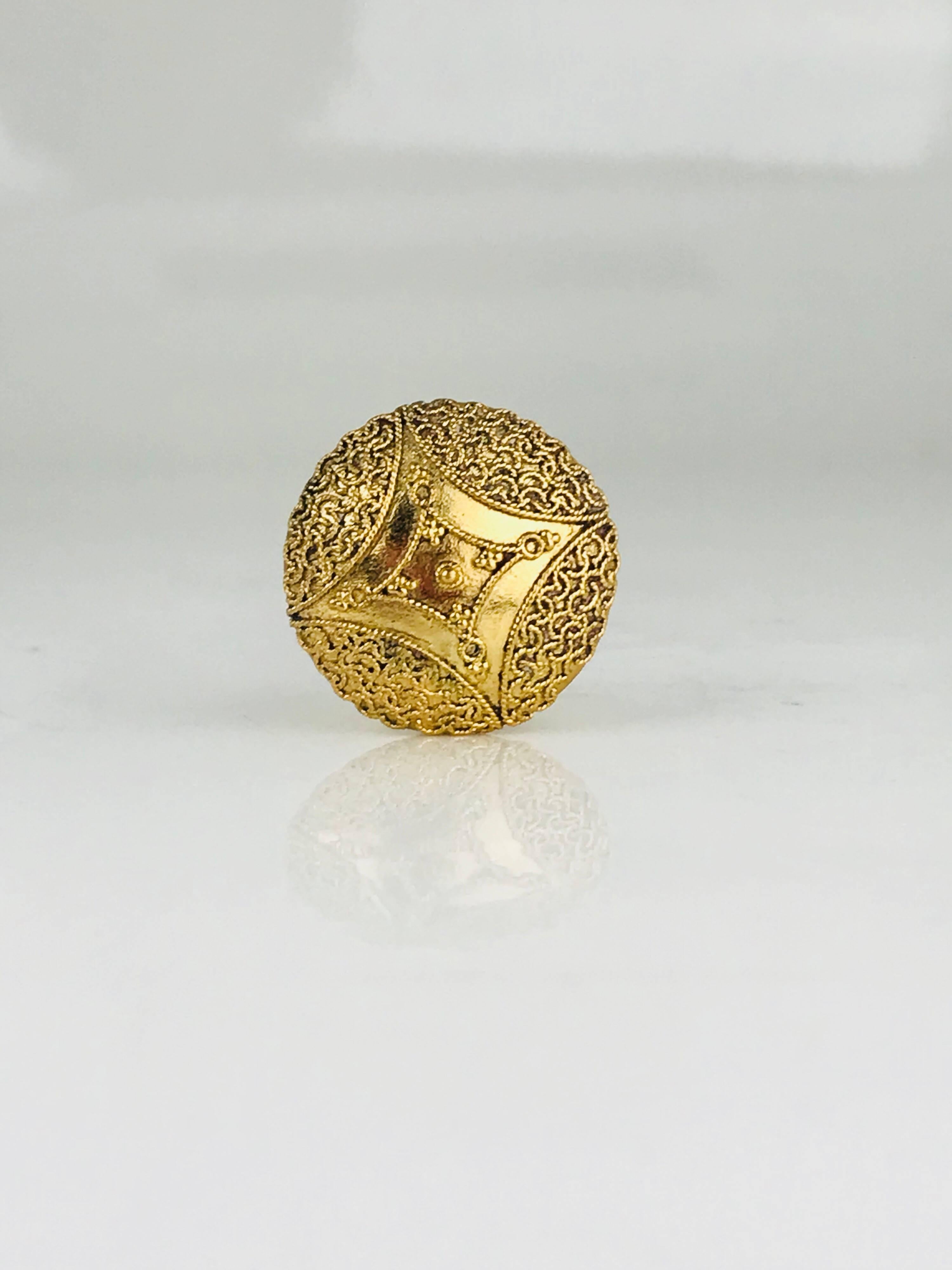 Vermeil, Victorian Scroll Encrusted Hat Pin, Vermeil Gold Gilt For Sale 4