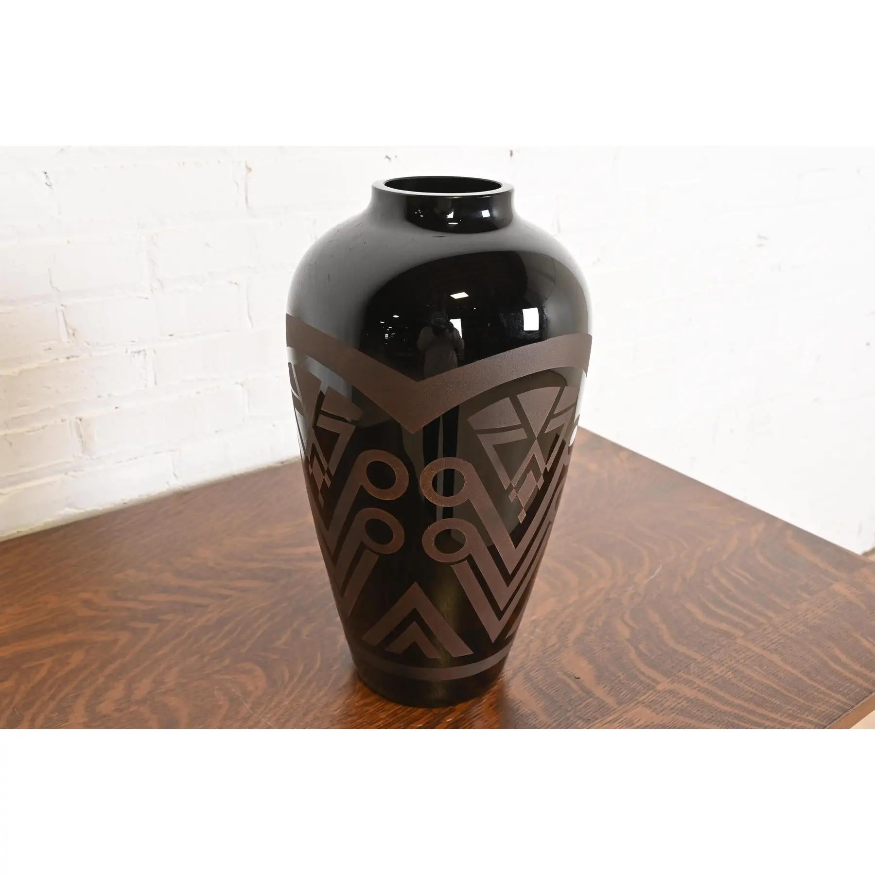 Mid-20th Century VerMer France Art Deco Large Frosted Black Opaline Glass Vase, 1930s For Sale