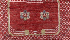 „Vermilattice“ – zeitgenössischer skandinavischer Teppich in Elfenbeinfarbe mit Gittermuster von Doris Leslie Blau