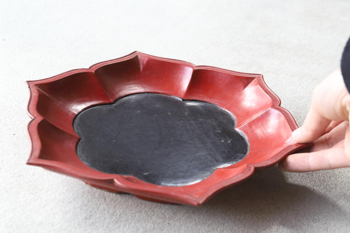 Vermillion Lacquer Rinka Tray/Chinese Antique/14th-17th century/Tea ware For Sale 8