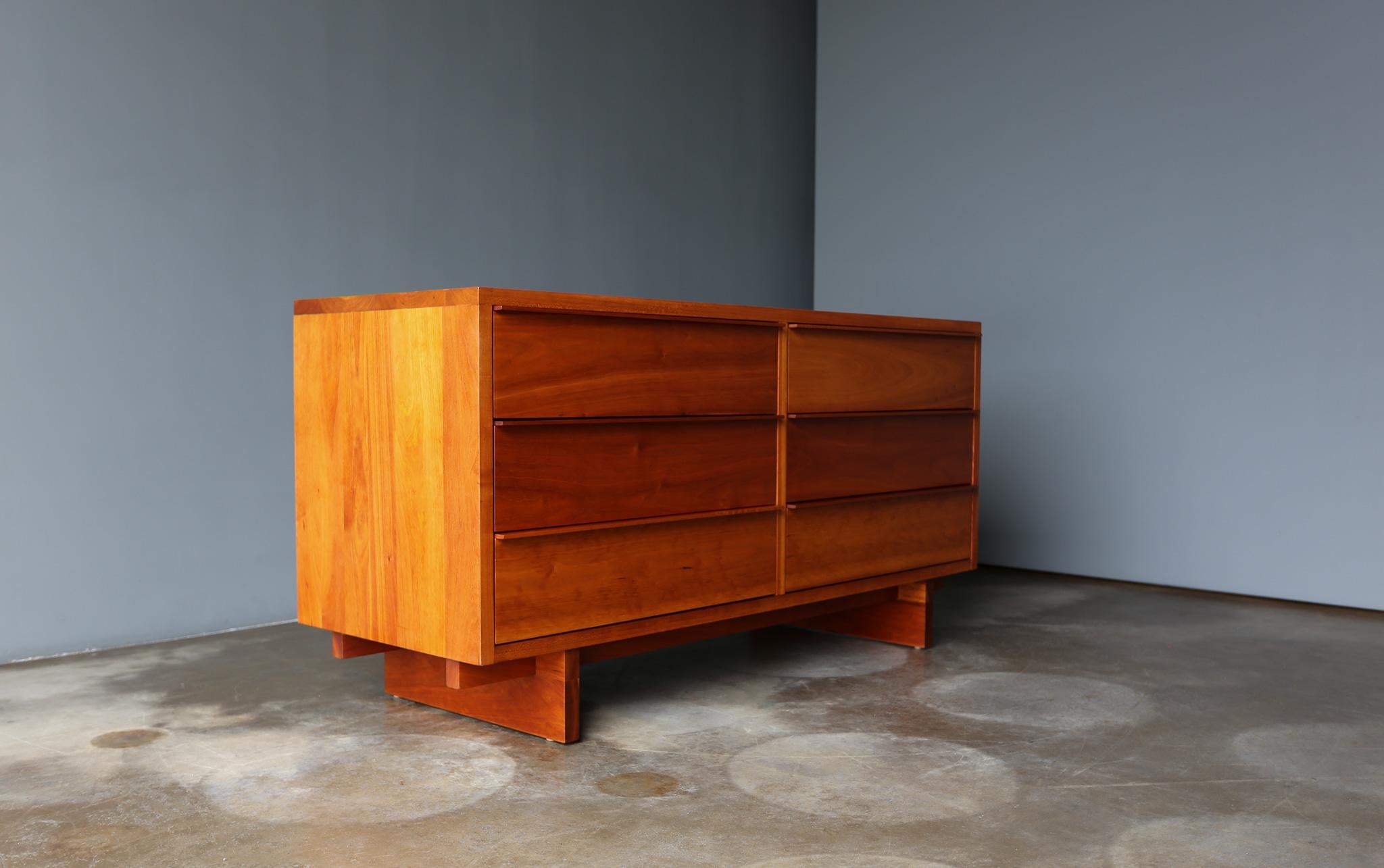 Vermont Furniture Designs Solid Cherry Wood Dresser, United States, 2008 10