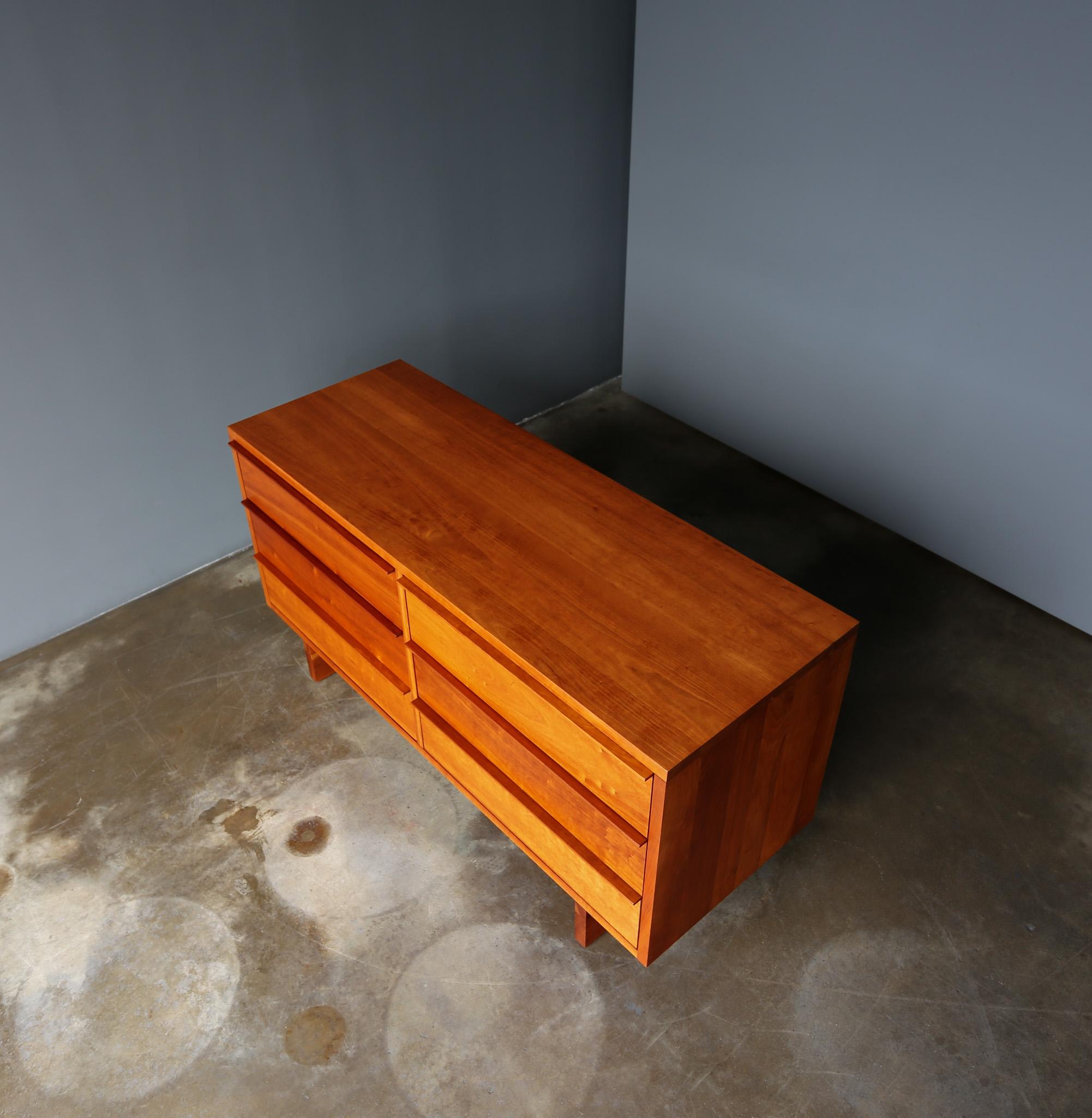 Vermont Furniture Designs Solid Cherry Wood Dresser, United States, 2008 2