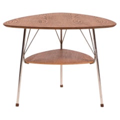 Vermund Larsen Side Table Model VL1312 in Oak, 1950s Denmark