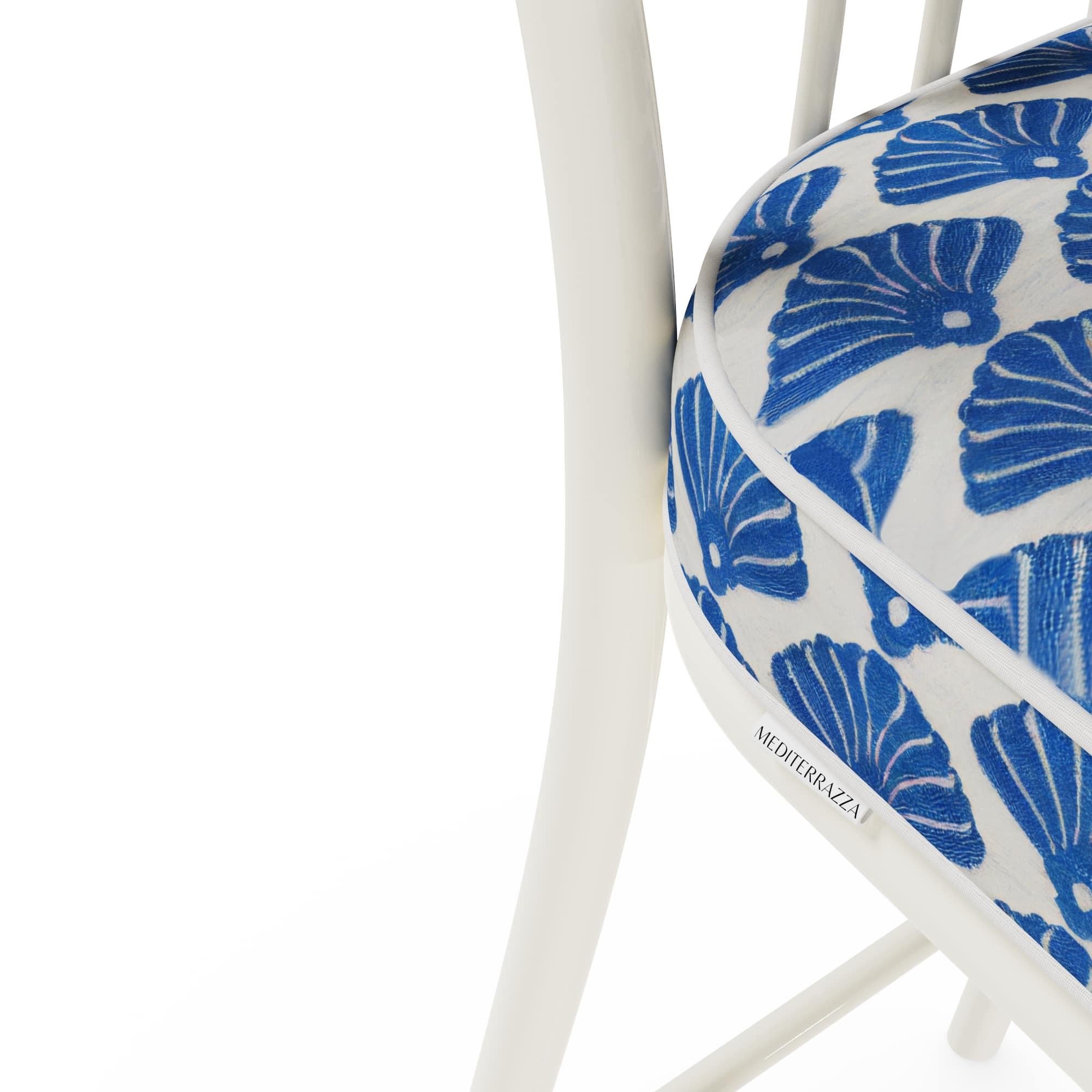 Silla de bar para exterior Vernazza de metal lacado con detalles de madera de iroko Portugués en venta