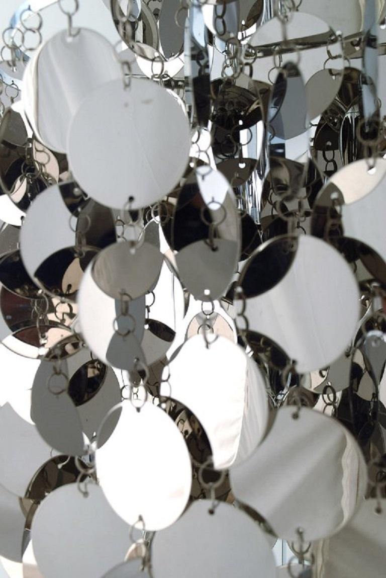 Verner Panton (1926-1998), « FUN 2DA », lampe de suspension / plafonnier avec disques circulaires Bon état - En vente à Copenhagen, DK