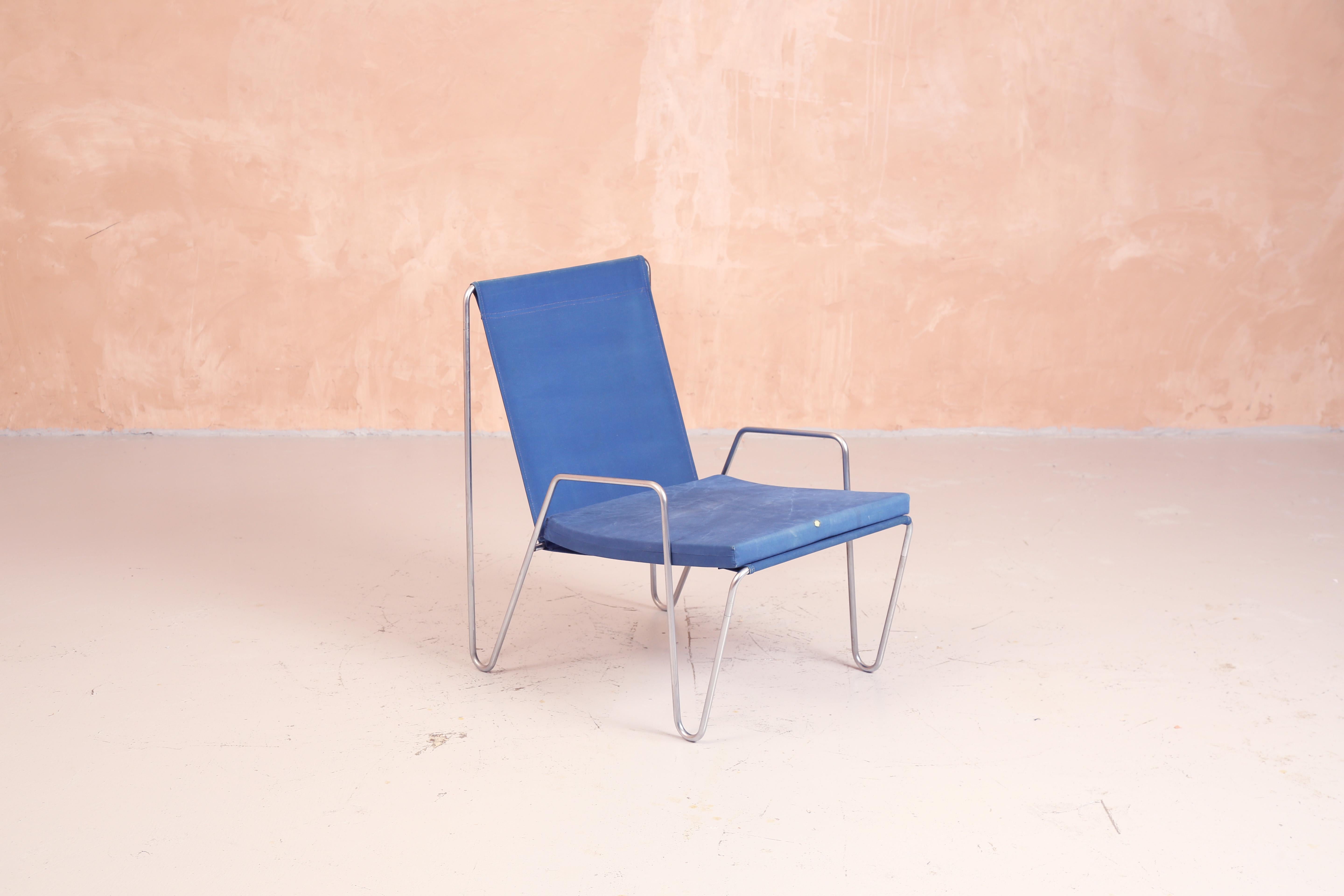 Verner Panton Bachelor Chair in Blue Sailcloth, Frtiz Hansen, 1955 For Sale 11