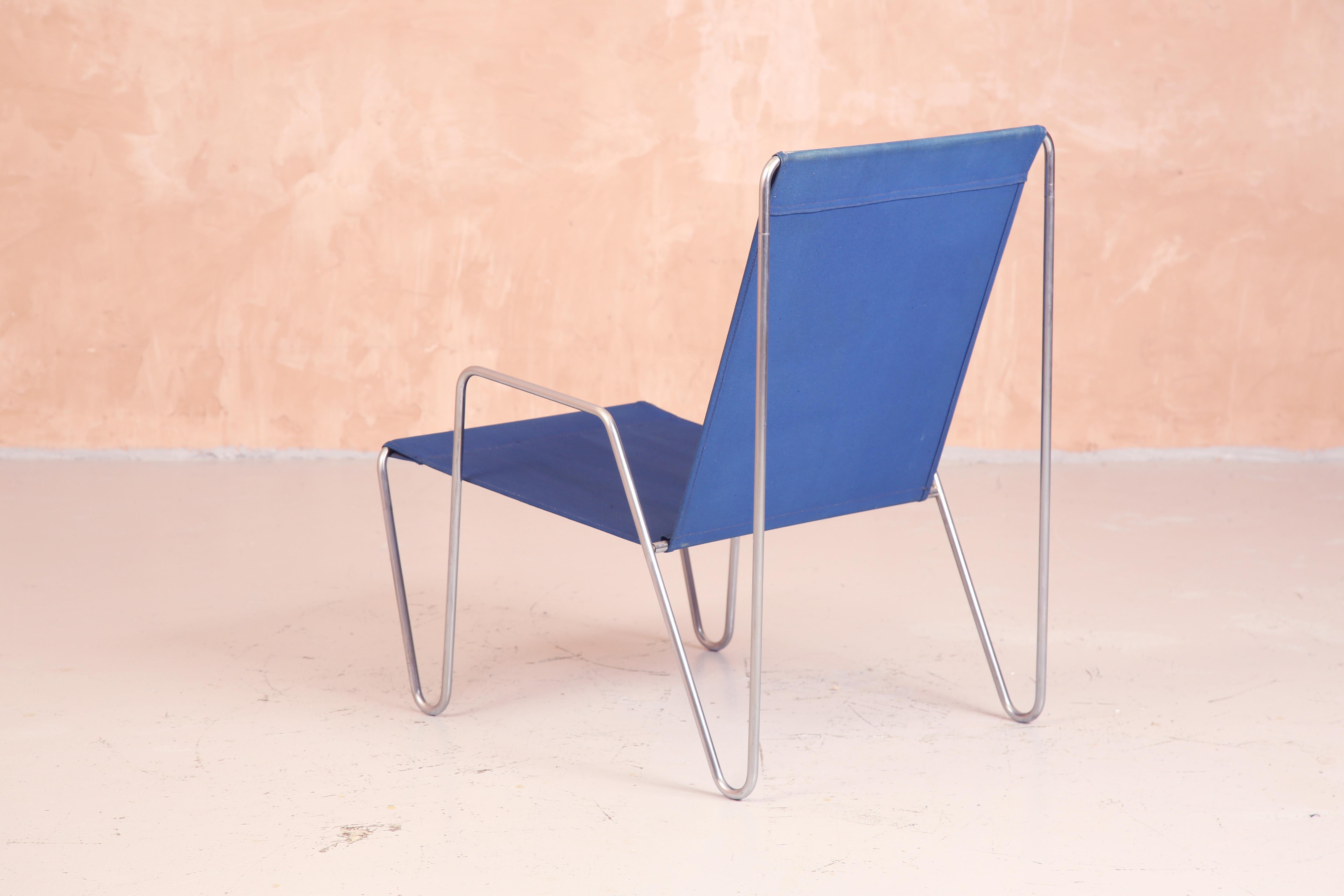 Verner Panton Bachelor Chair in Blue Sailcloth, Frtiz Hansen, 1955 In Good Condition For Sale In London, GB
