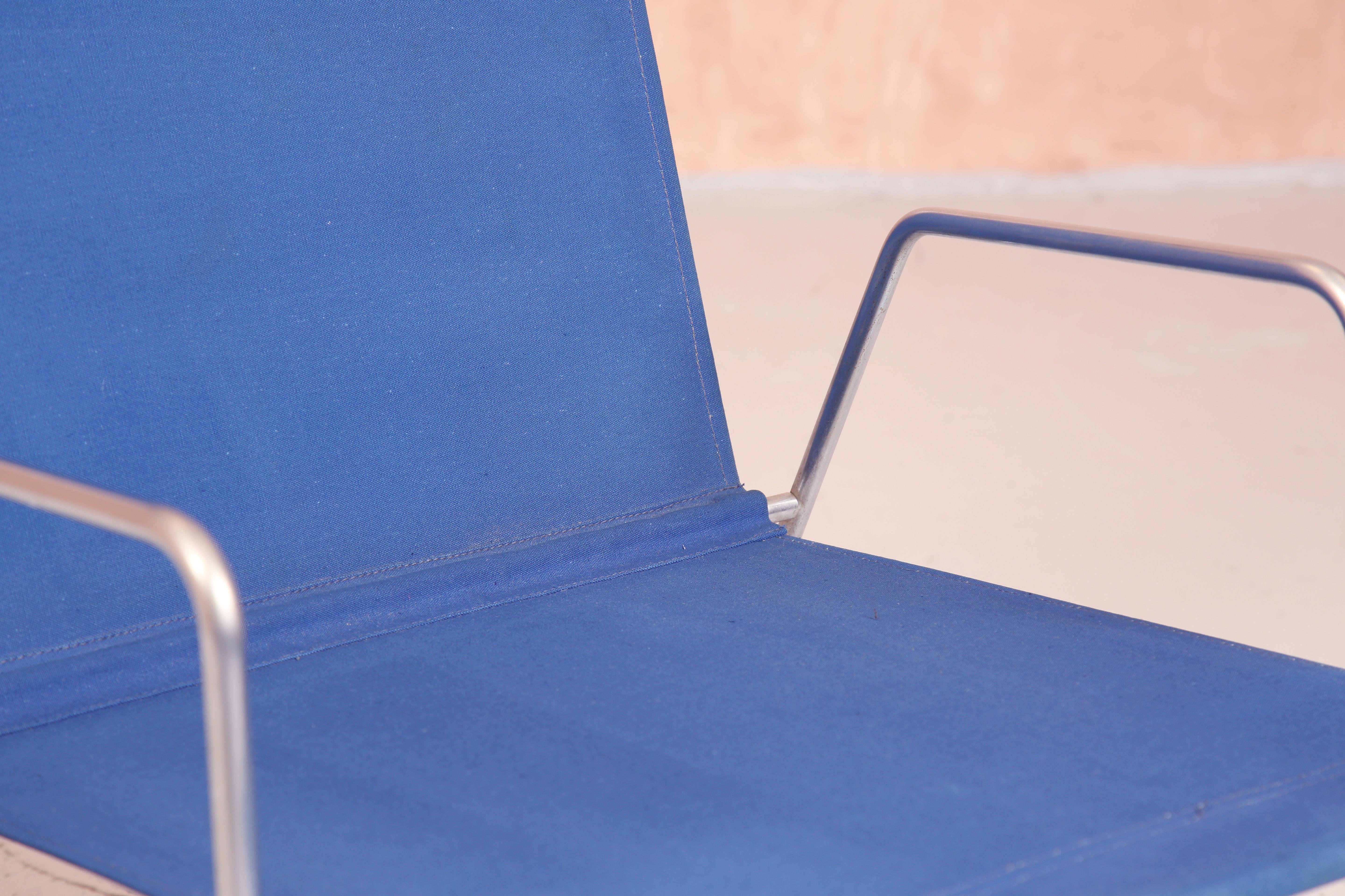Mid-20th Century Verner Panton Bachelor Chair in Blue Sailcloth, Frtiz Hansen, 1955 For Sale