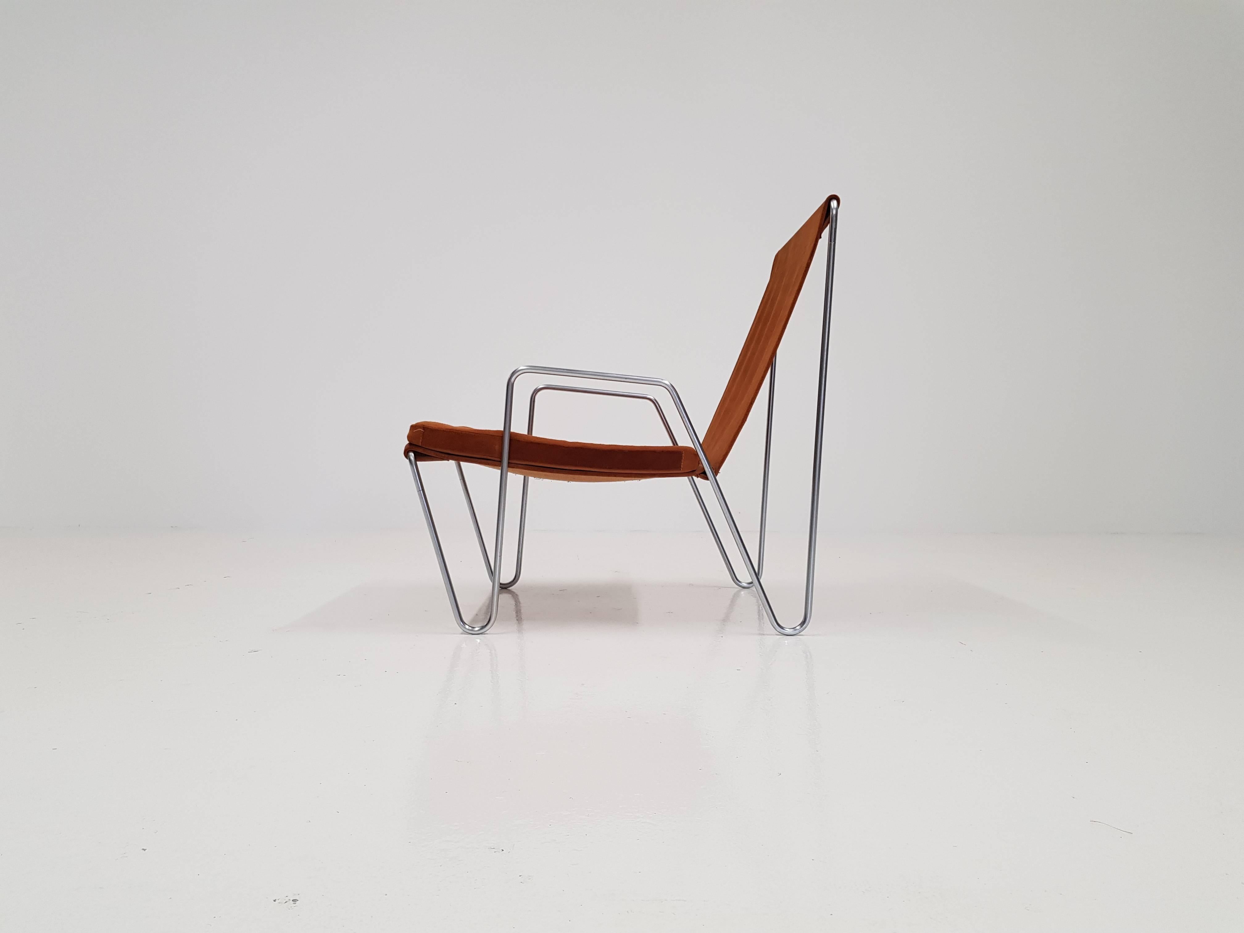 Verner Panton 'Bachelor' Easy Chair, Manufactured by Fritz Hansen, Denmark, 1955 1