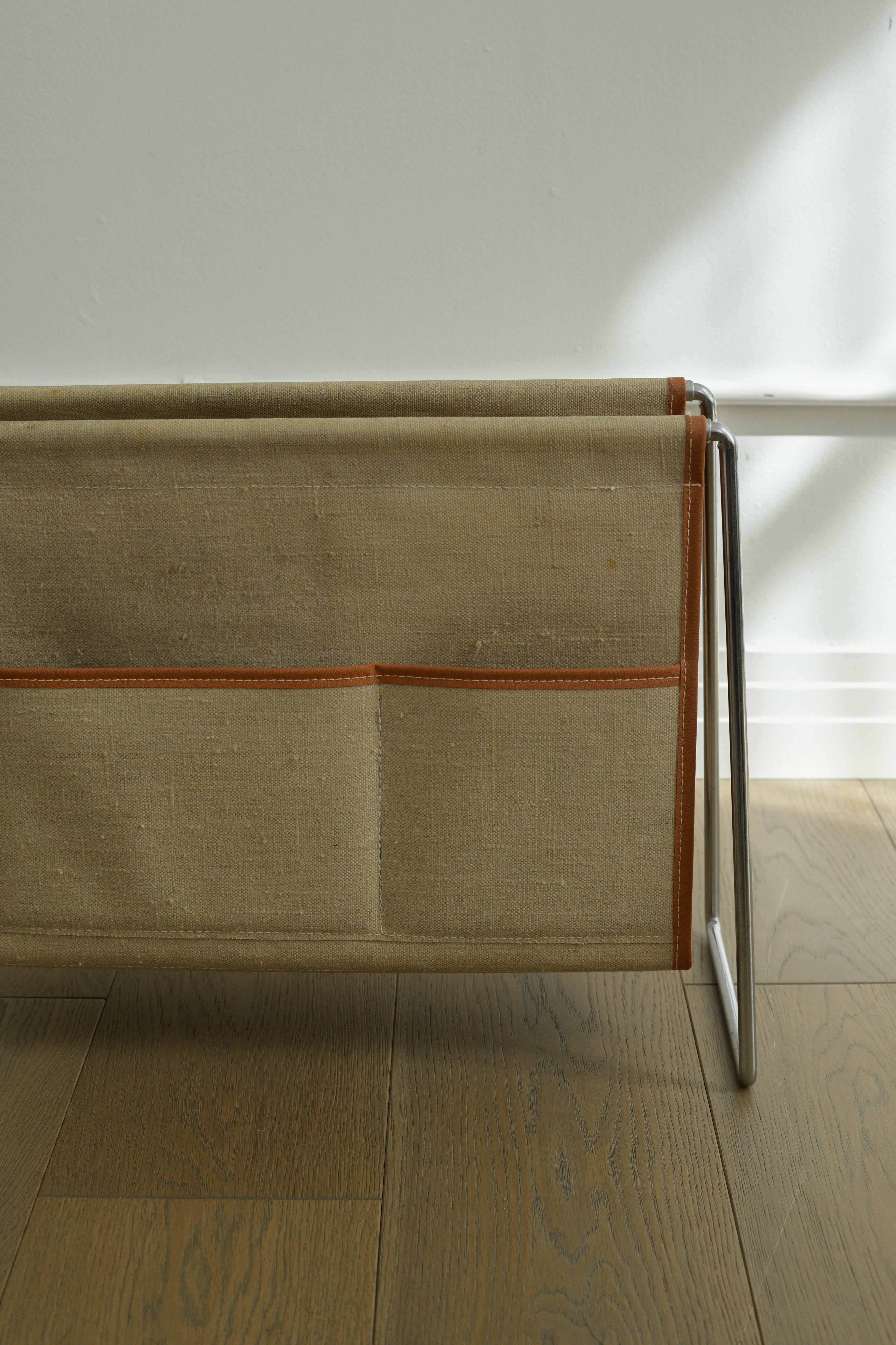 Mid-Century Modern Verner Panton Bachelor Magazine Rack for Fritz Hanzen For Sale