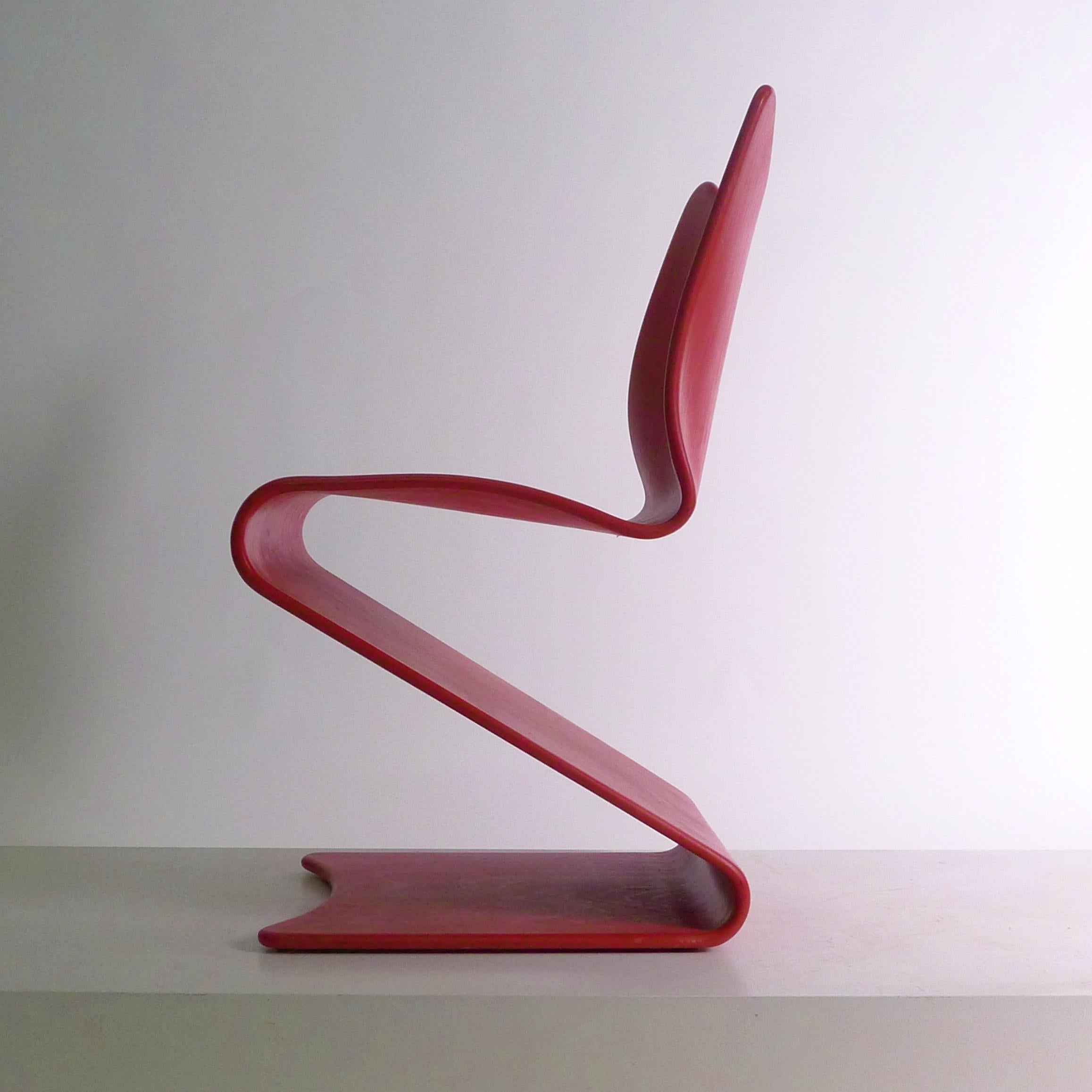 Mid-Century Modern Verner Panton, Beech Plywood S Chair, model 275, original 1960s en vente