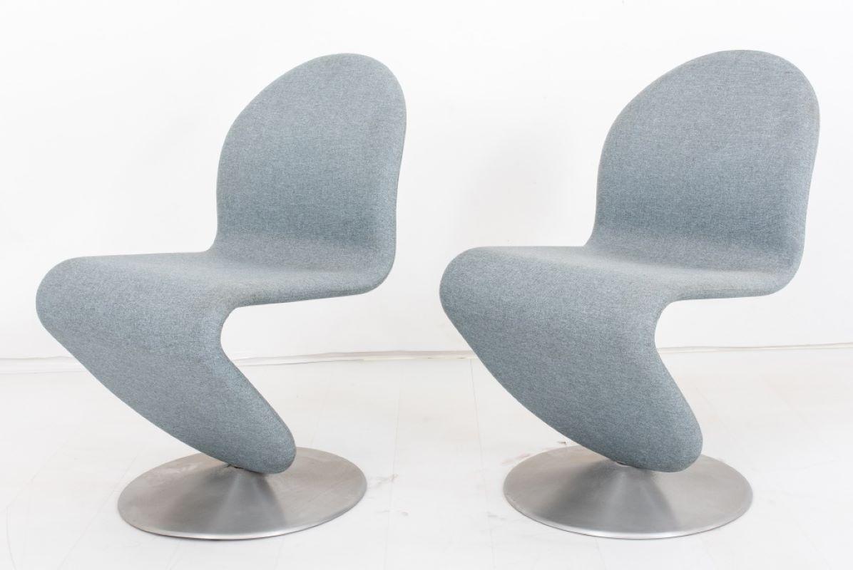 Verner Panton (Danish, 1926 - 1998) Modern pair of 'Chair A' chairs from the 'System 1-2-3', gray upholstered z-shaped seat on cast aluminum base, marked on bottom. 32.75