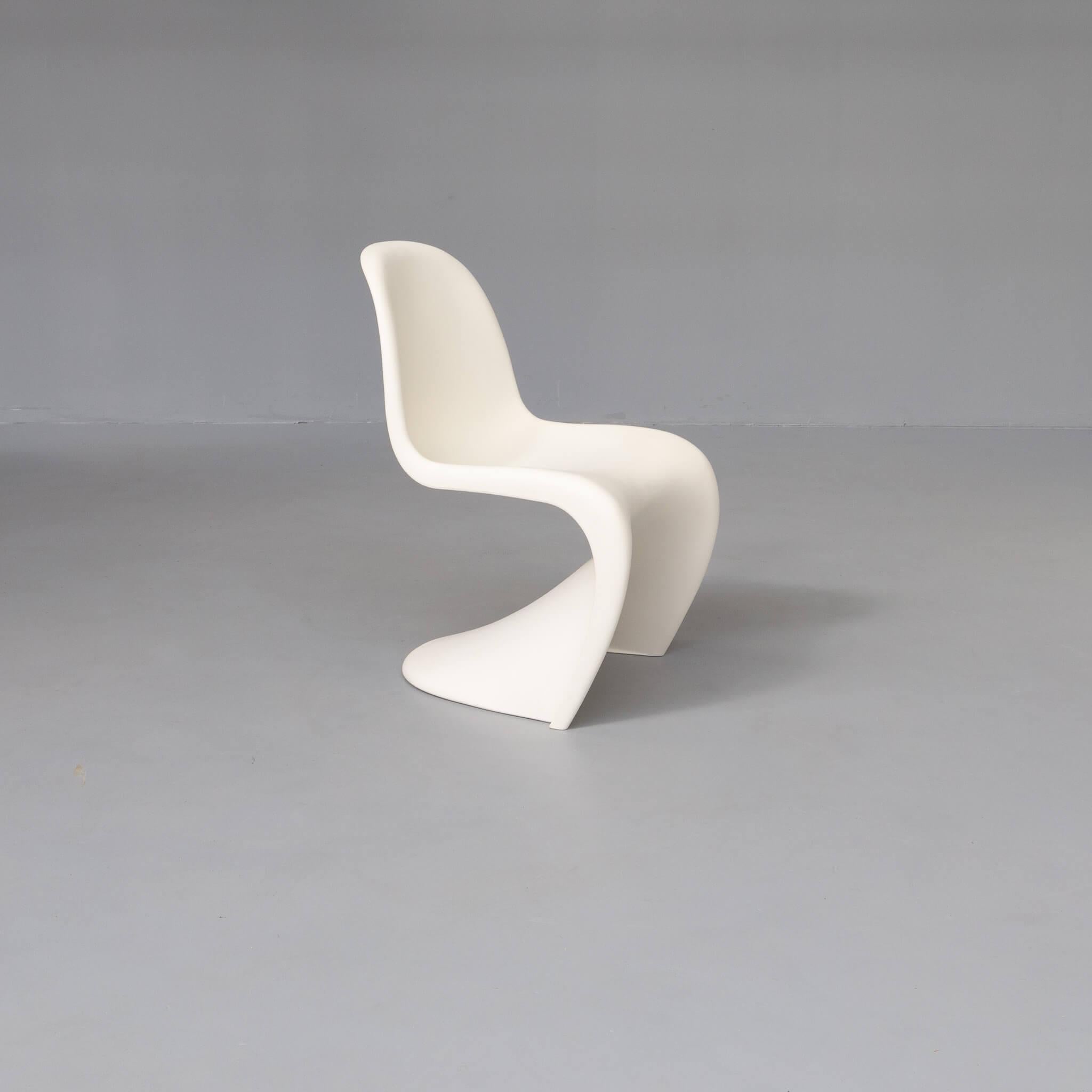 Verner Panton Chairs ‘Panton’ for Vitra Set/4 For Sale 2