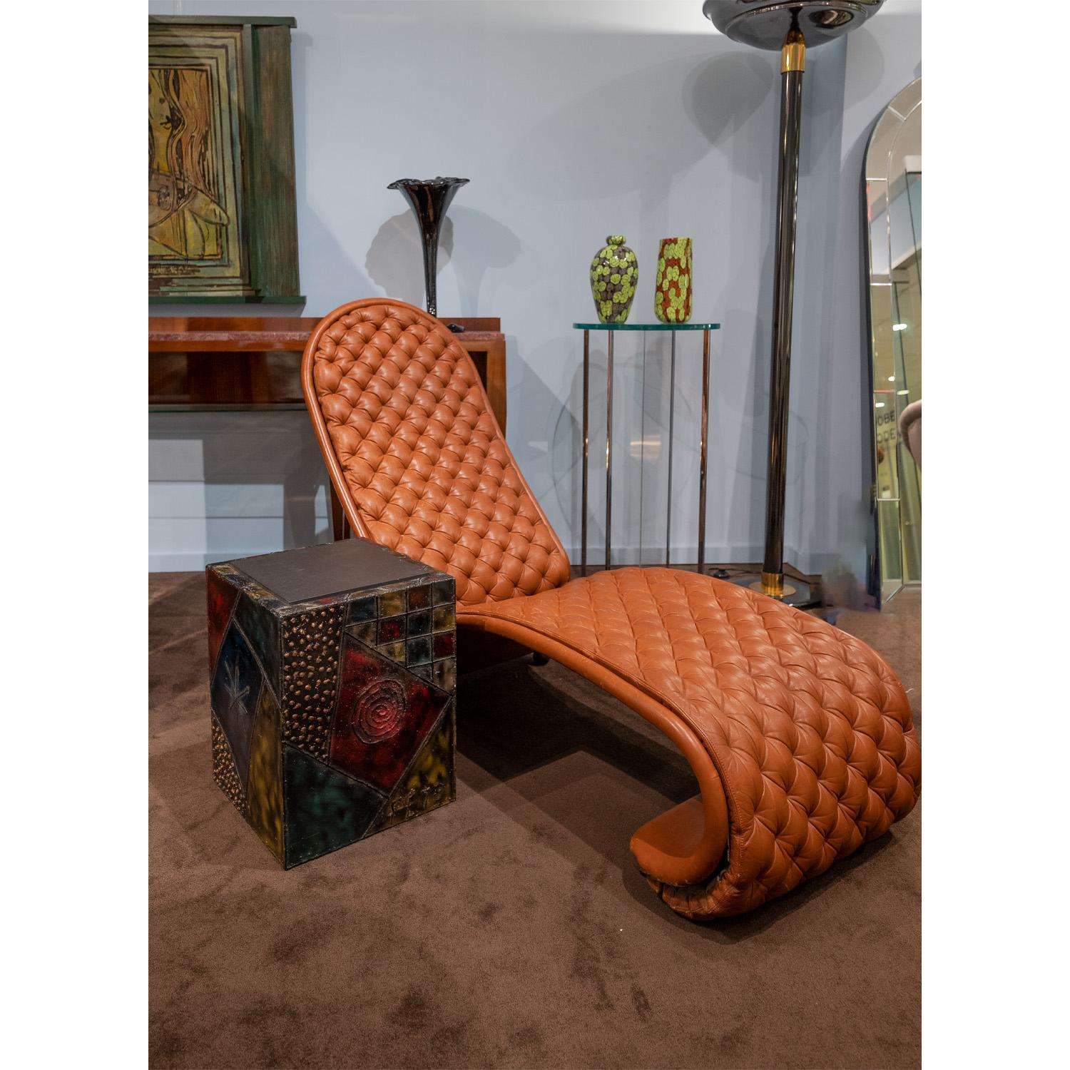 Chrome Verner Panton Chic Tufted Camel Leather Chaise, 1970s For Sale