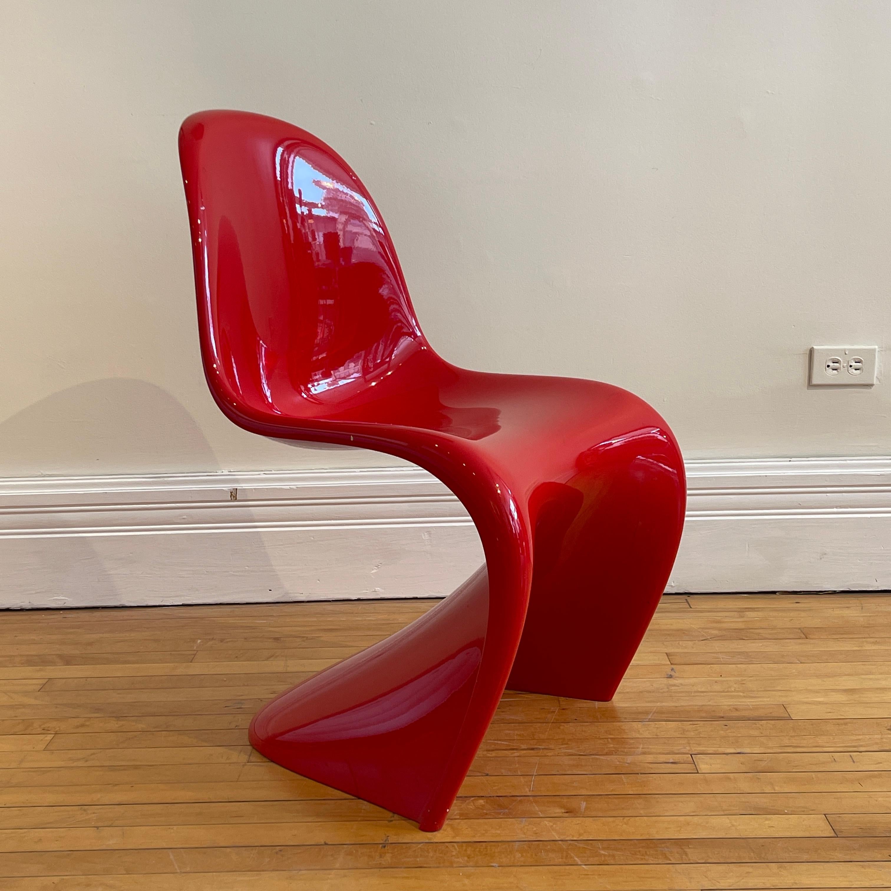 Mid-Century Modern Verner Panton Classic Chairs in Red 2  Available