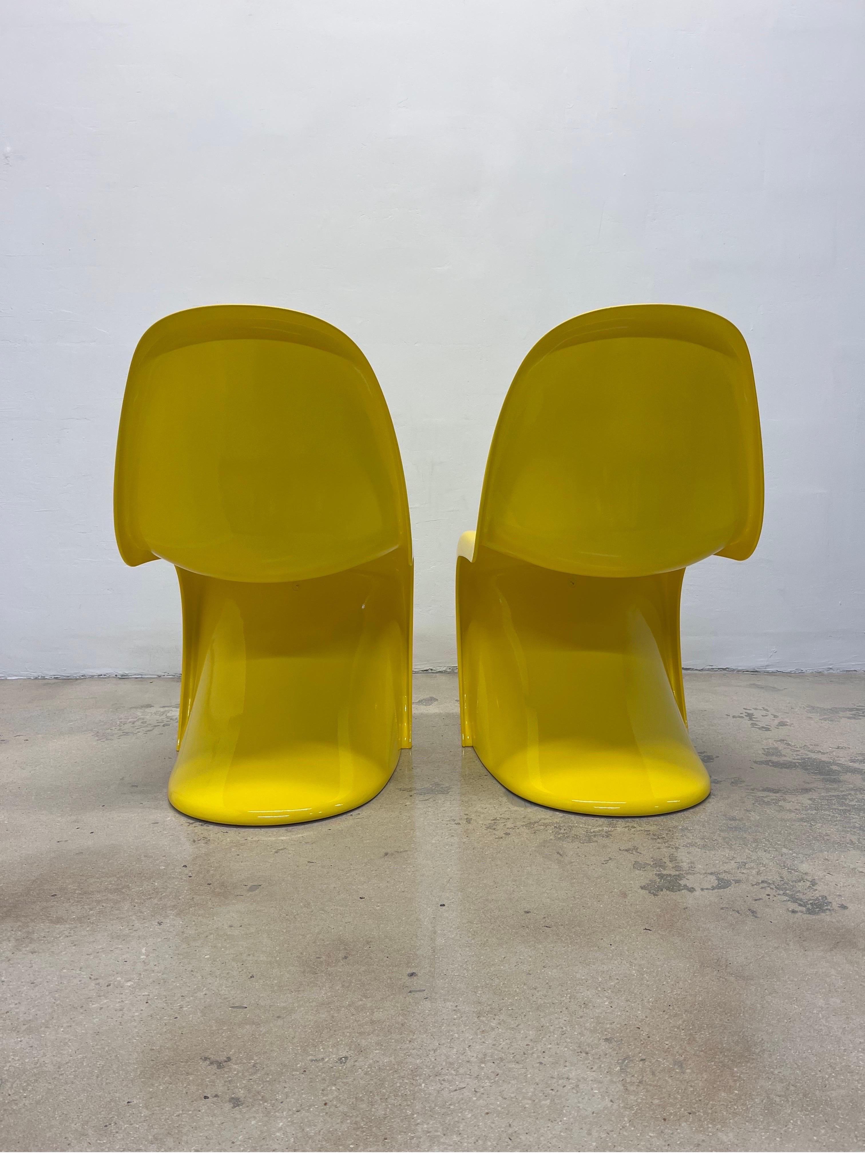 Verner Panton Classic Panton S Chairs for Vitra, 1990s - a Pair 2