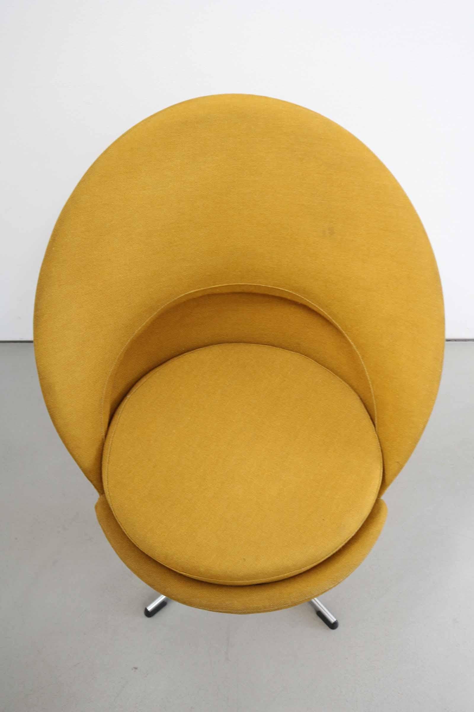 Mid-20th Century Verner Panton Mustard Yellow Cone Chair in Original Fabric, Denmark, 1960s For Sale