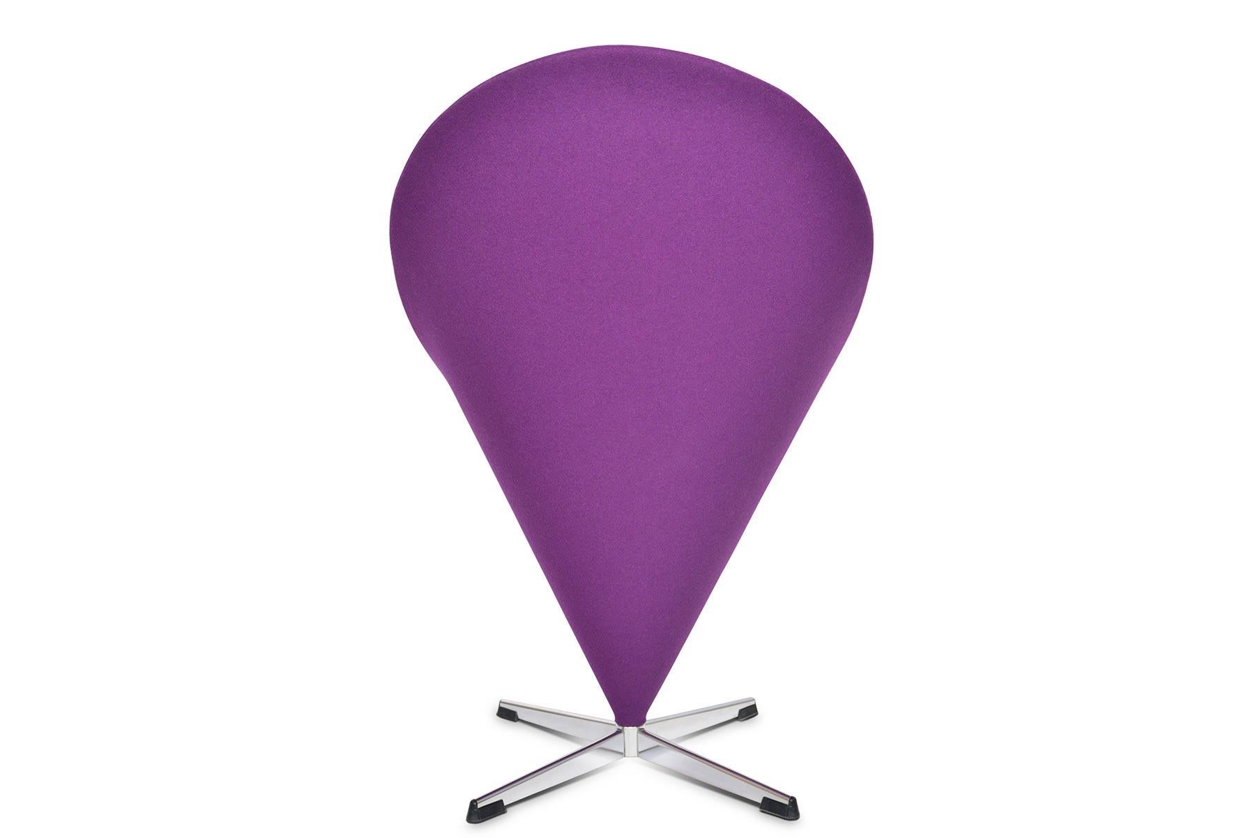 Verner Panton Cone Chair in Purple Wool In Excellent Condition In Berkeley, CA