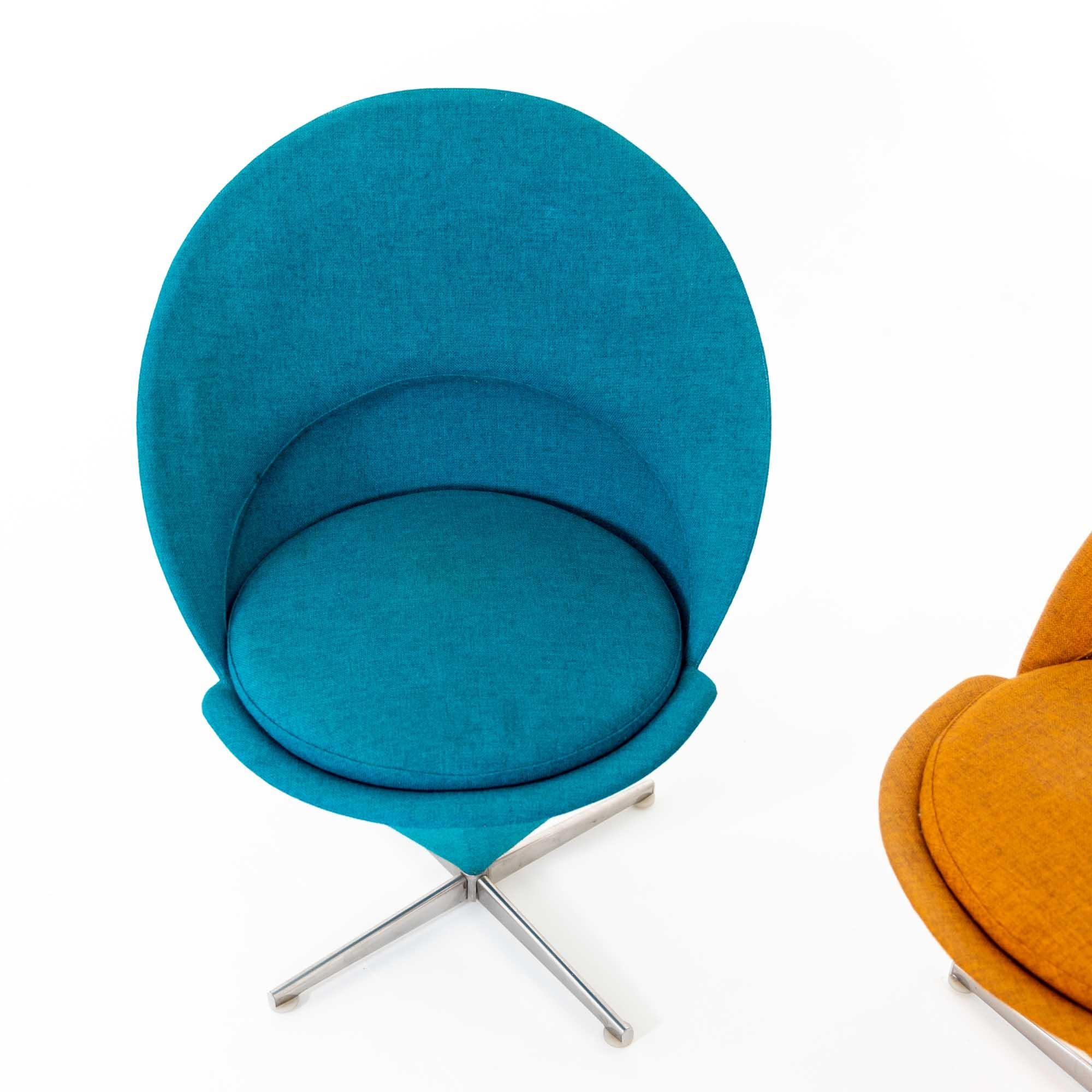 Stühle „Cone“ von Verner Panton in Blau und Orange, 20. Jahrhundert (Moderne)