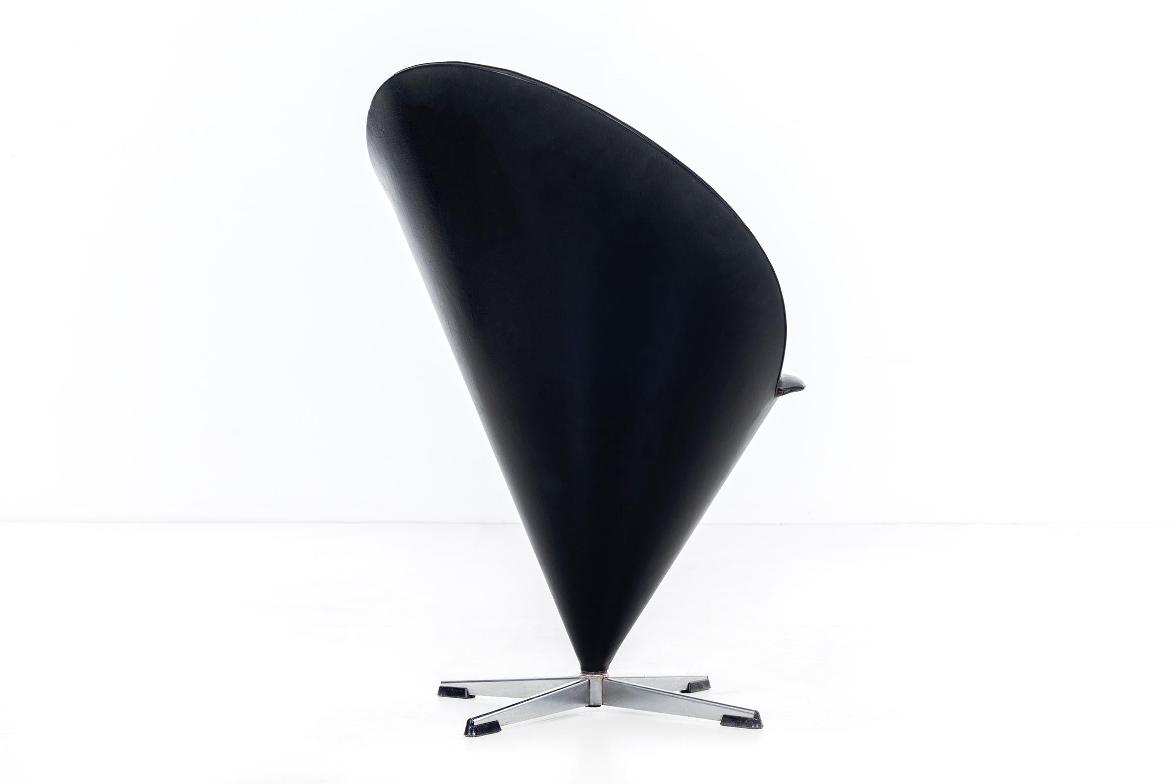 Verner Panton Cone Chairs In Good Condition In Chicago, IL