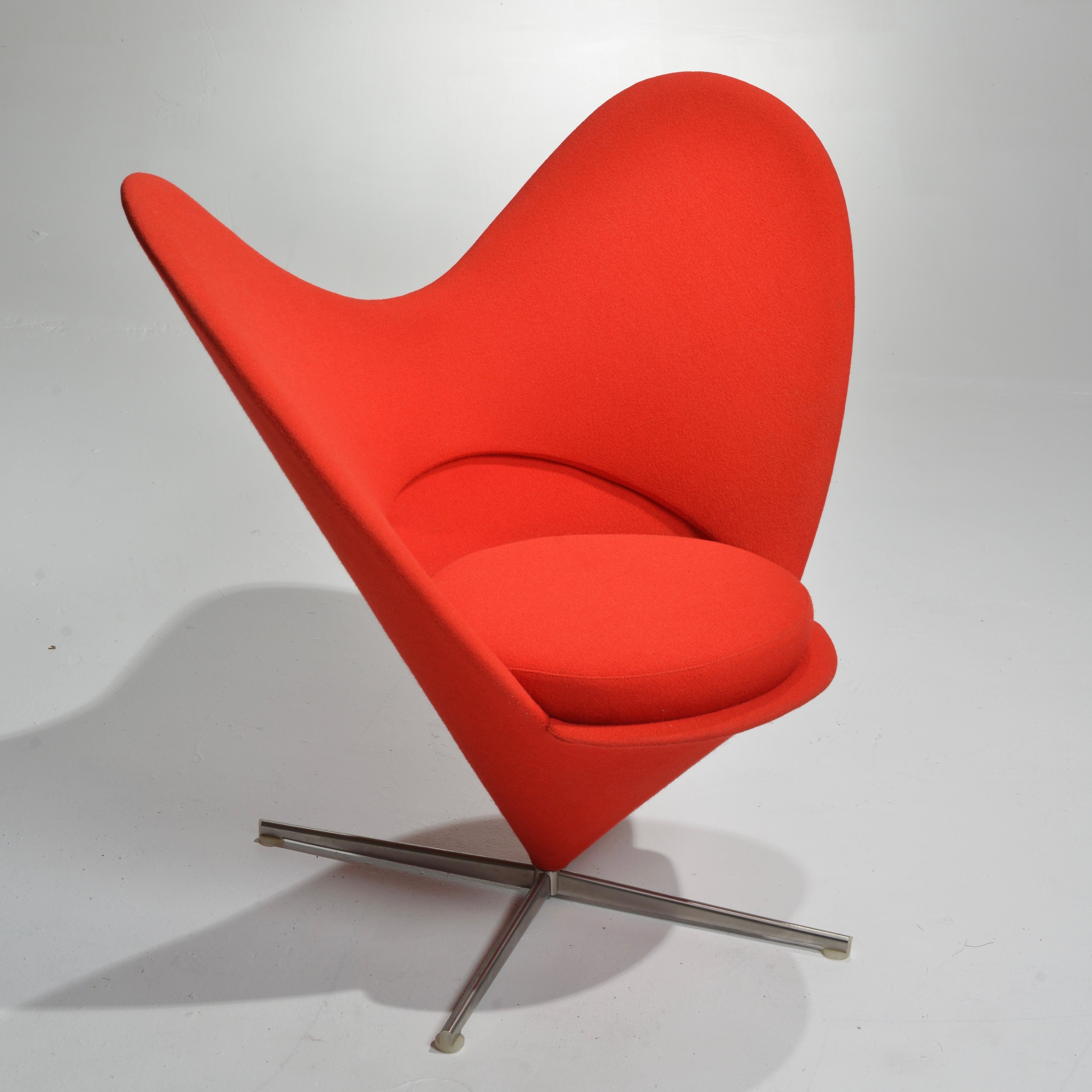 Verner Panton Cone Heart Chair for Vitra, 2 in Stock In Excellent Condition For Sale In Los Angeles, CA