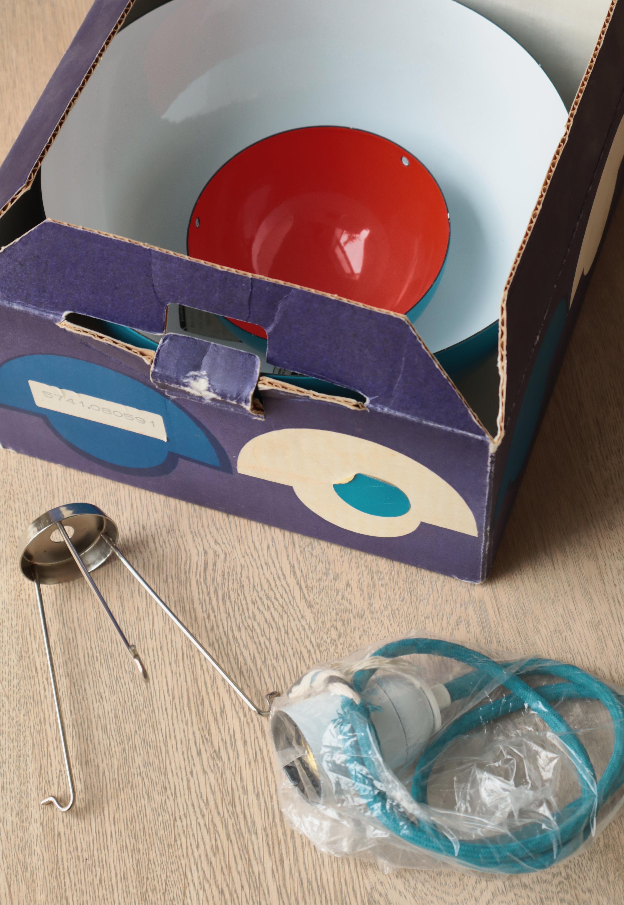 Metà XX secolo Verner Panton Ciondolo vaso da fiori danese moderno Produzione originale, 1968 in vendita