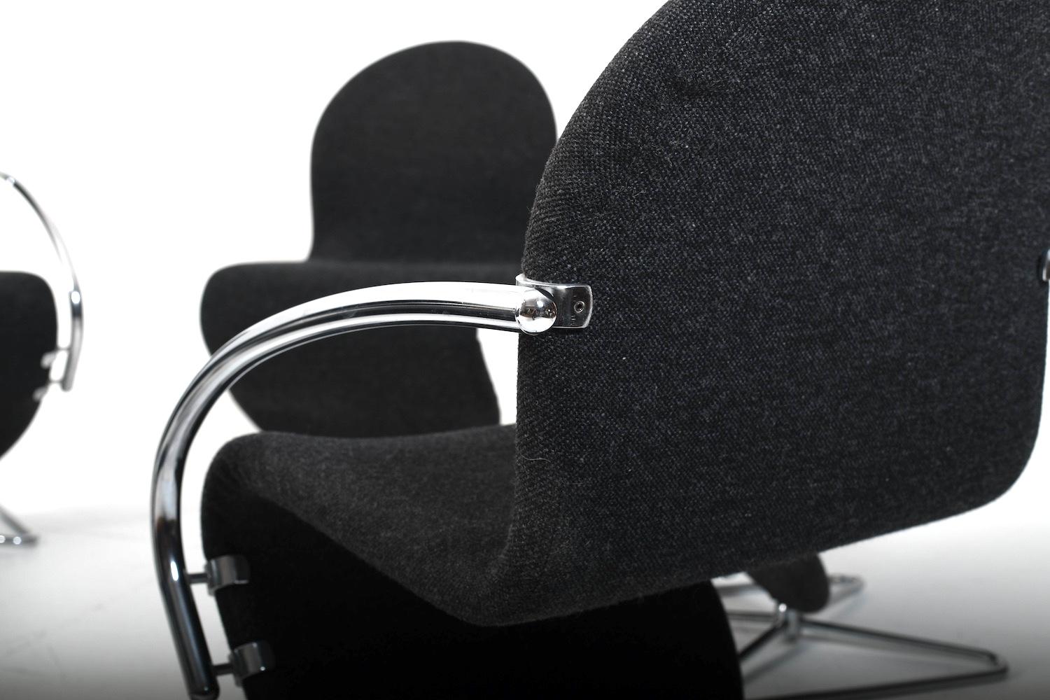 Danish Verner Panton for Fritz Hansen 1973 Series 1-2-3 Butterfly Base For Sale