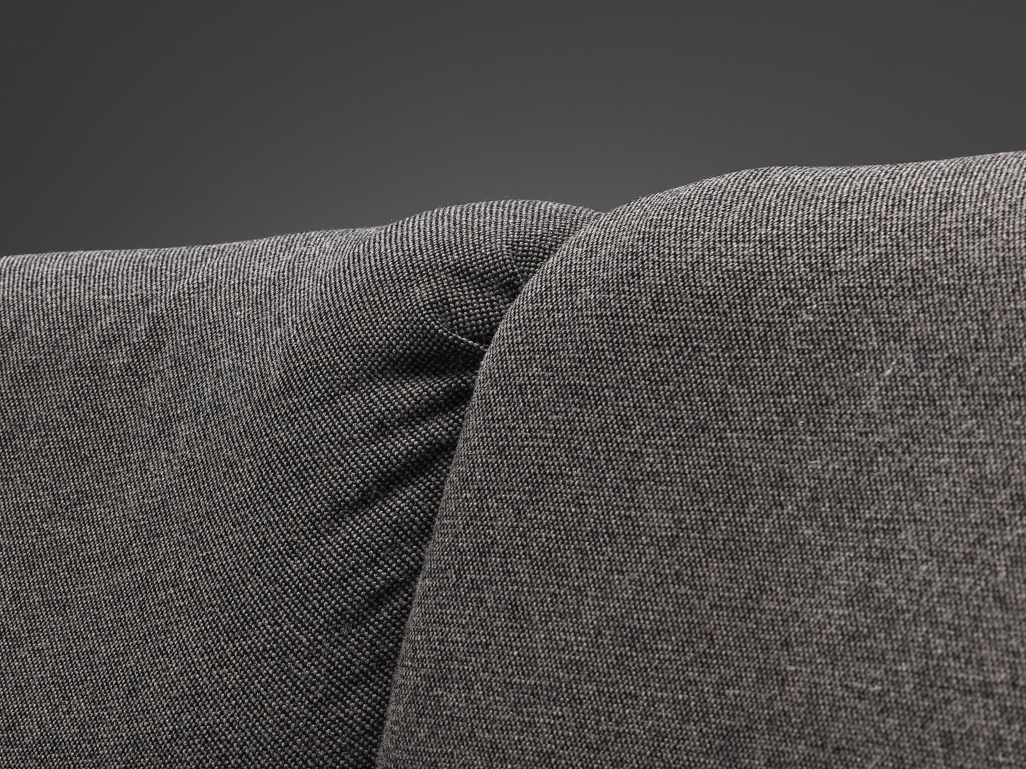 Verner Panton für Fritz Hansen 'Pantonova' Sofa im Angebot 15