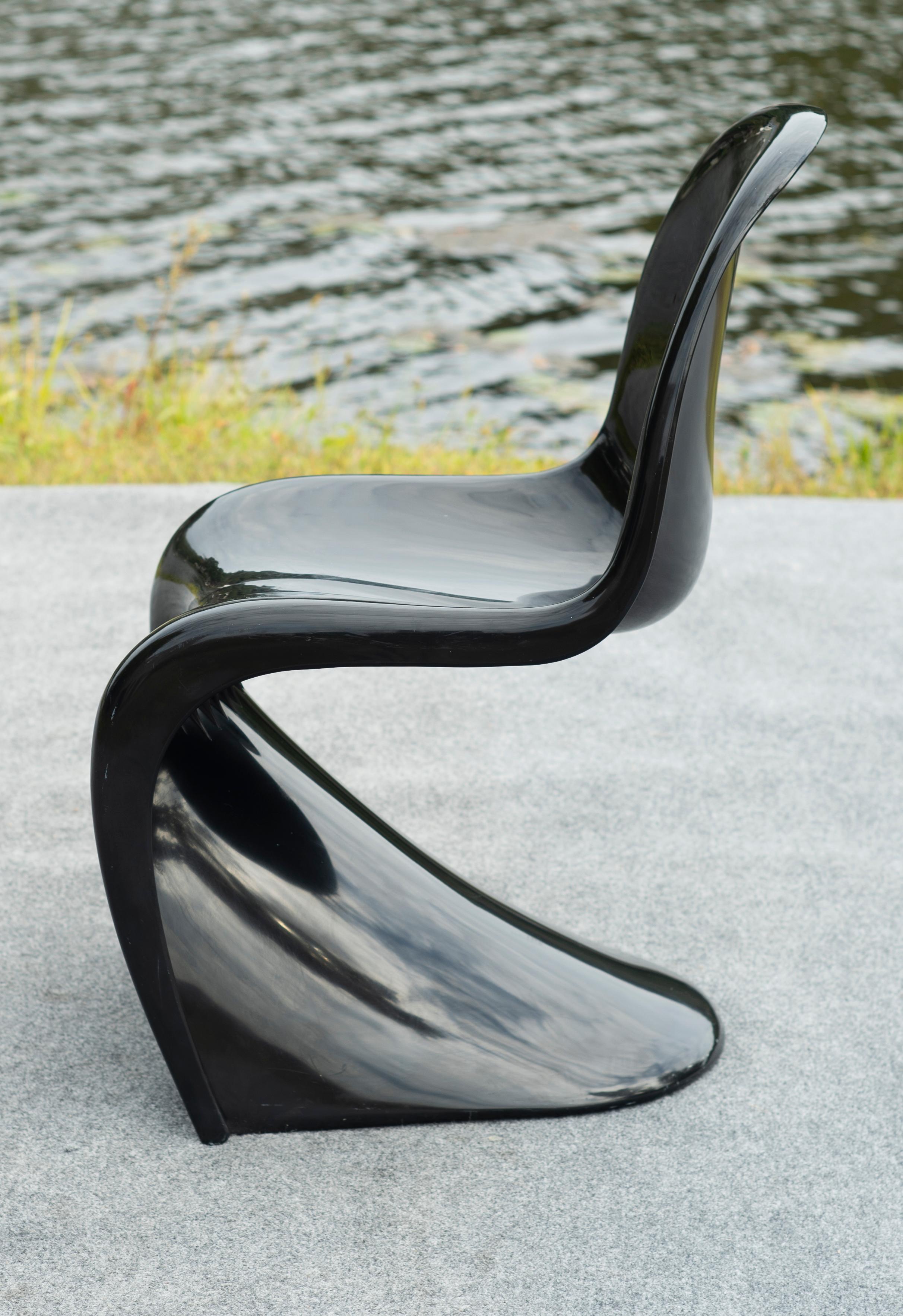 Fin du 20e siècle Verner Panton for Herman Miller Black S-Form Side or Dining Chair Signed