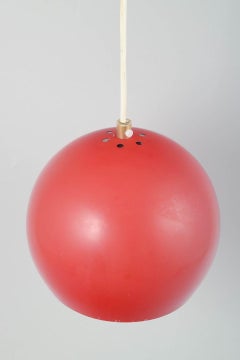 Verner Panton for Louis Poulsen. Topan pendant lamp, red lacquered metal.