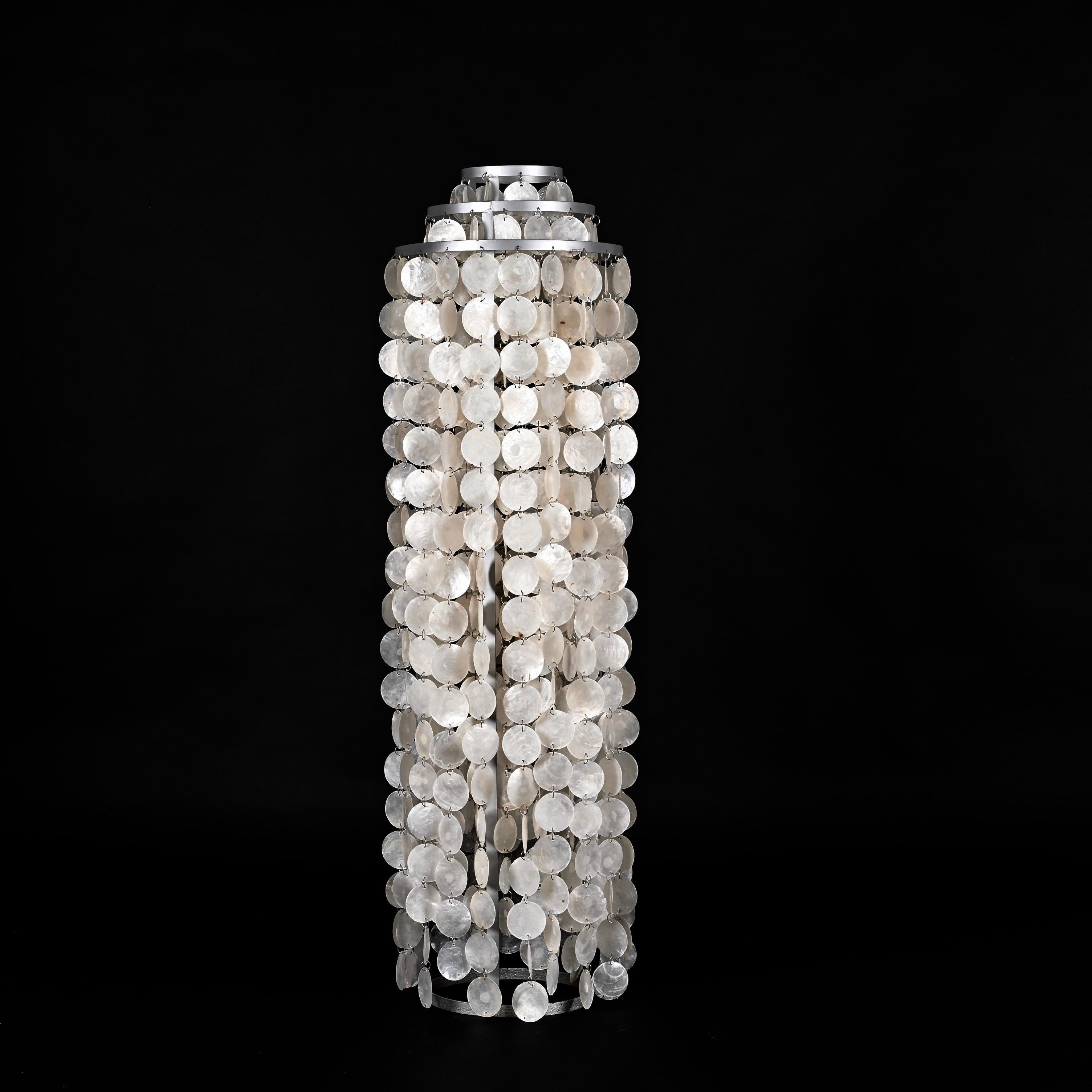 Verner Panton Fun 1 STM Shell Floor Lamp with Frame Aluminum Lighting, 1960s In Good Condition In Roma, IT