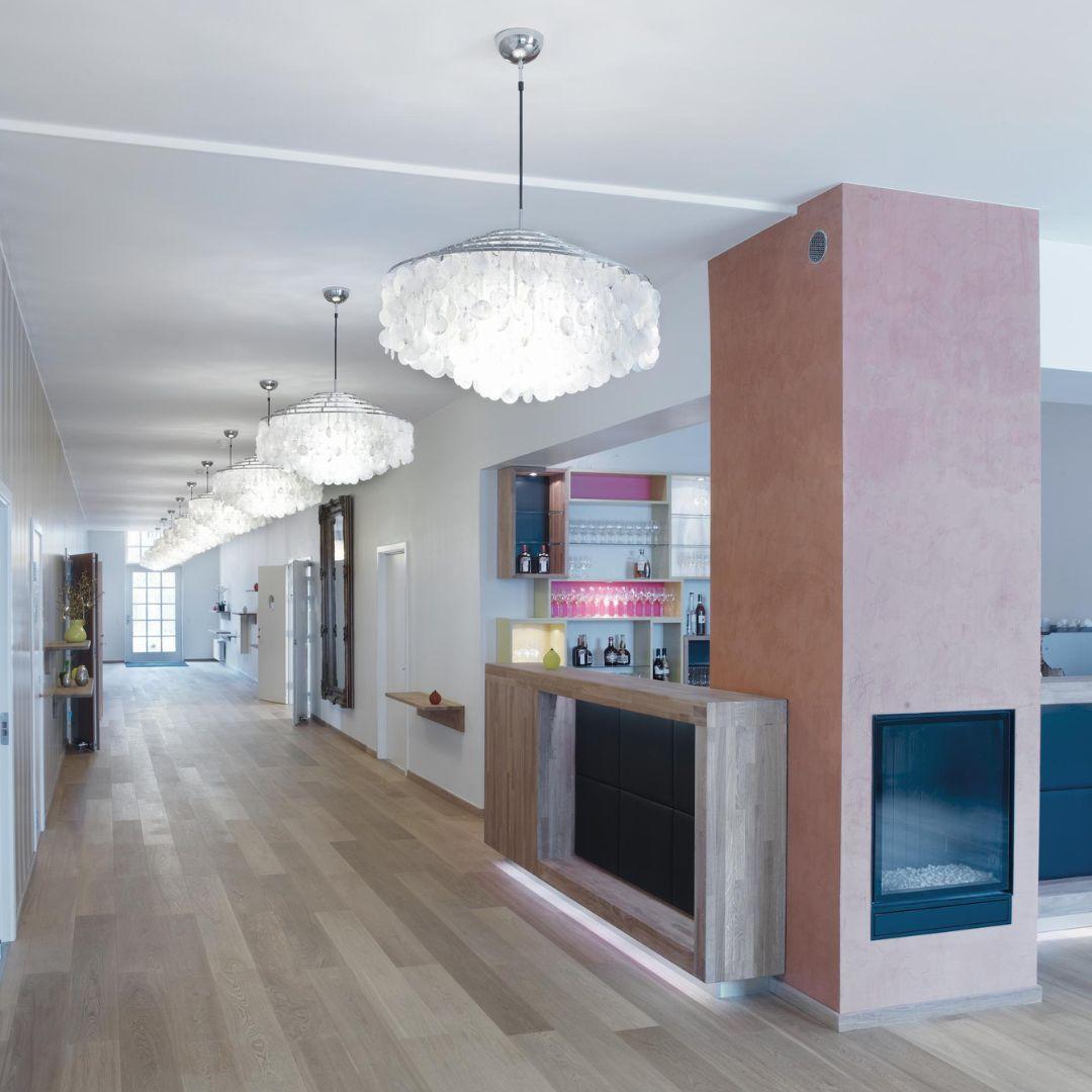 Danese Lampada a sospensione 'Fun 11DM' di Verner Panton in conchiglie marine e cromo per Verpan in vendita